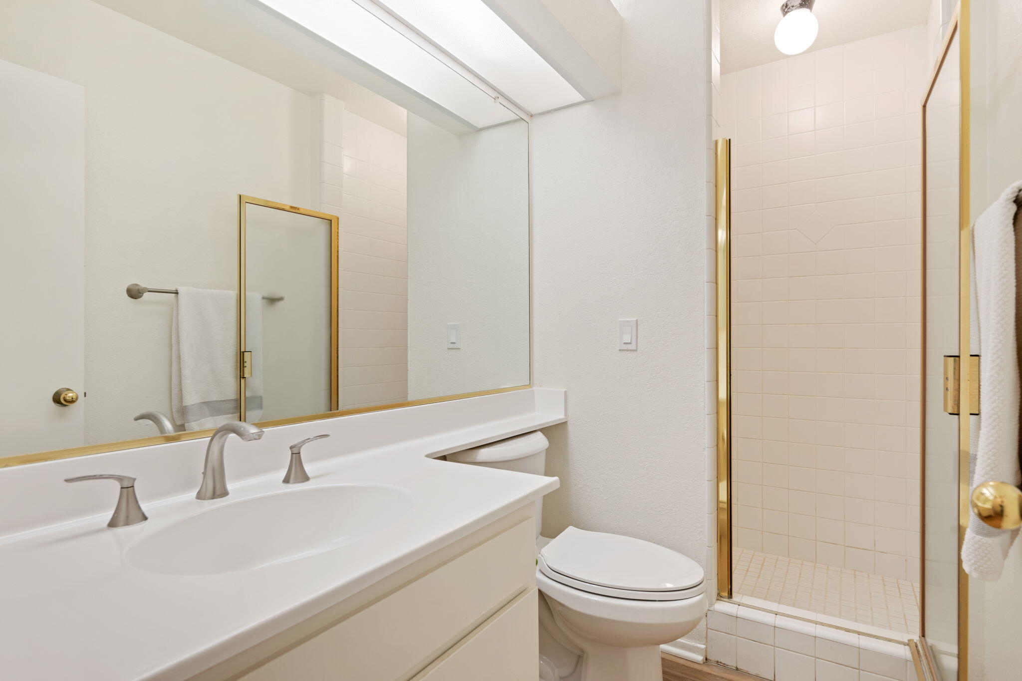 Goleta, California 93117, United States, 3 Bedrooms Bedrooms, ,3 BathroomsBathrooms,Residential,Active,192957