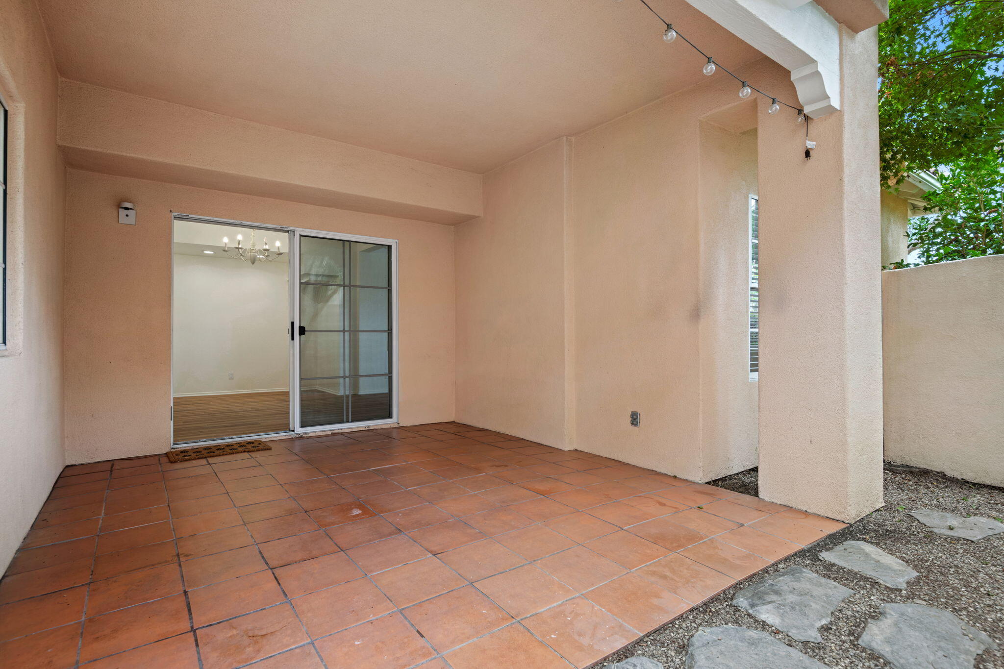 Goleta, California 93117, United States, 3 Bedrooms Bedrooms, ,3 BathroomsBathrooms,Residential,Active,192957