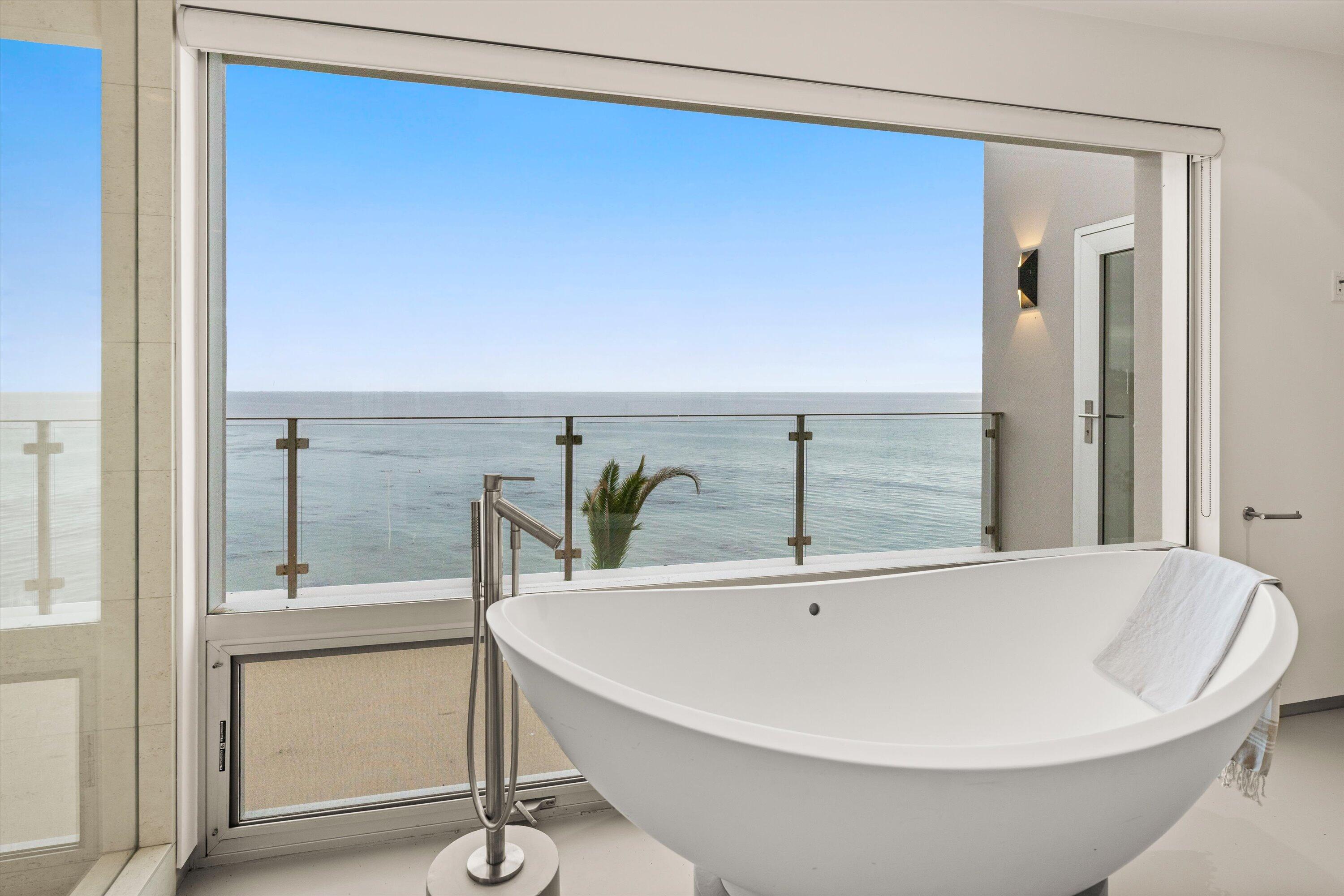 Santa Barbara, California 93111, United States, 5 Bedrooms Bedrooms, ,6 BathroomsBathrooms,Residential,Active,112148