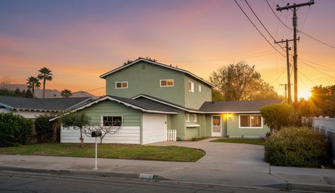 Photo of 740 Walnut Lane, SANTA BARBARA, CA 93111 (MLS # 25-4224)