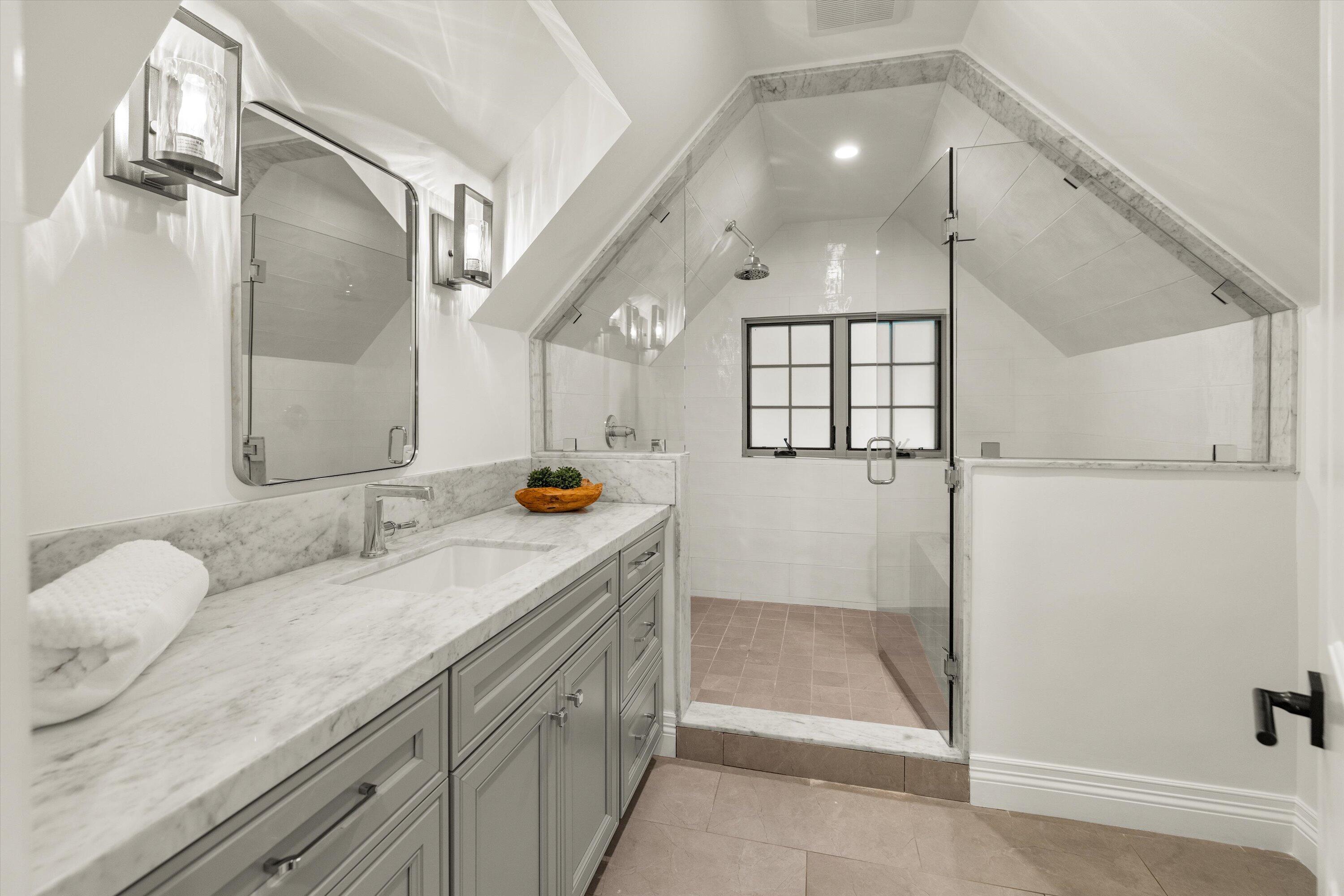 Montecito, California 93108, United States, 4 Bedrooms Bedrooms, ,4 BathroomsBathrooms,Residential,Active,150280