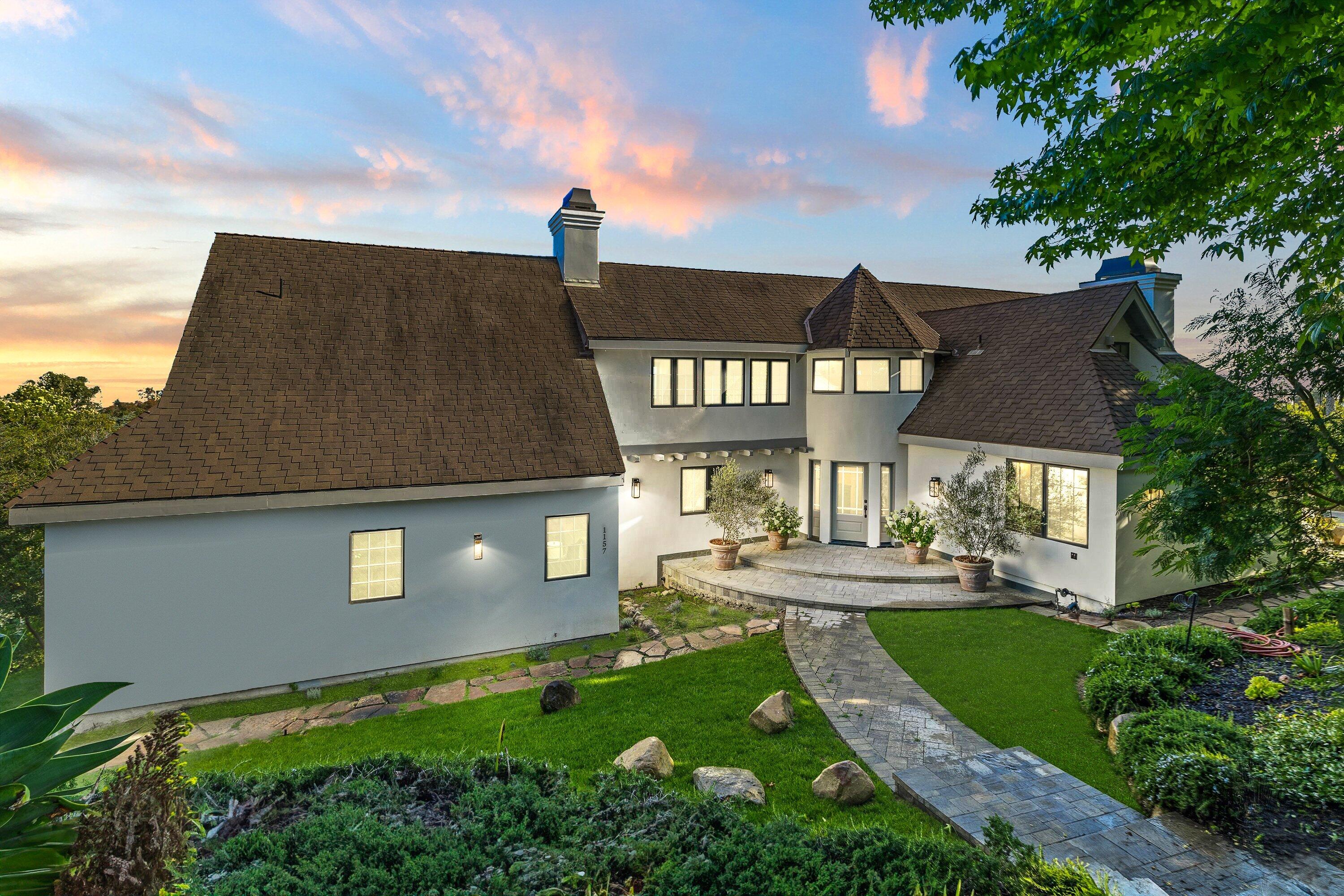 Montecito, California 93108, United States, 4 Bedrooms Bedrooms, ,4 BathroomsBathrooms,Residential,Active,150280