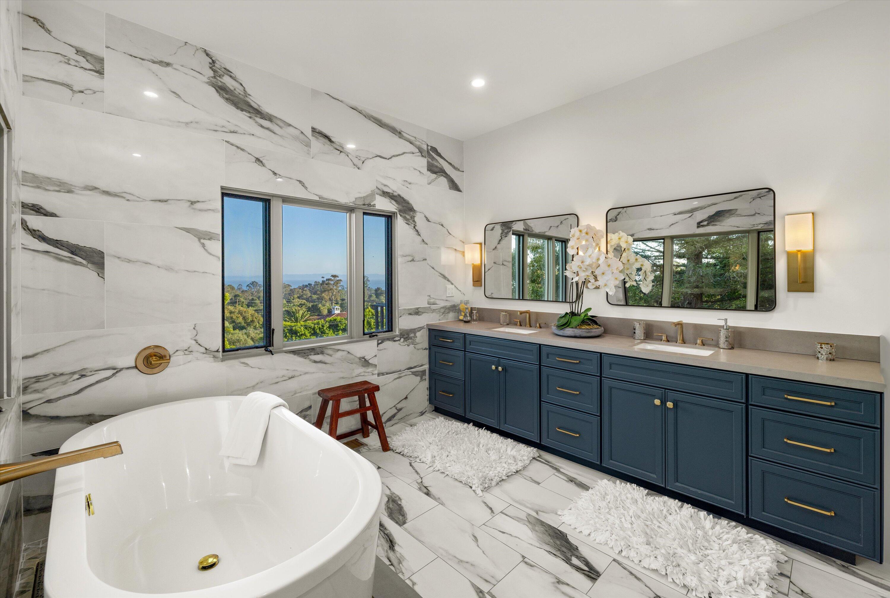 Montecito, California 93108, United States, 4 Bedrooms Bedrooms, ,4 BathroomsBathrooms,Residential,Active,150280