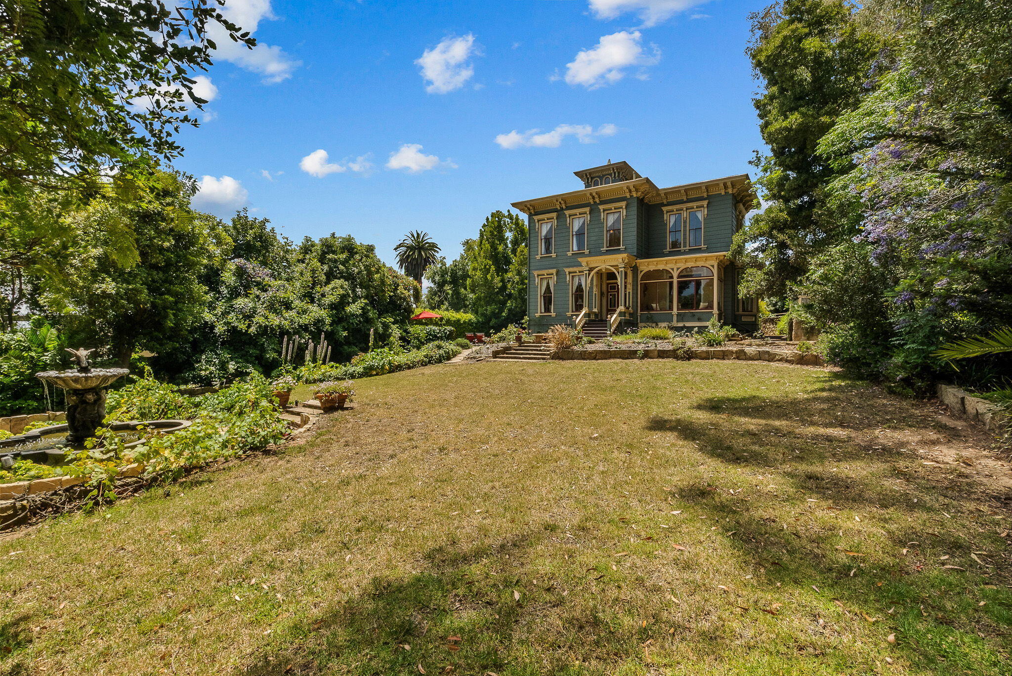 Santa Barbara, California 93109, United States, 4 Bedrooms Bedrooms, ,4 BathroomsBathrooms,Residential,Active,160369