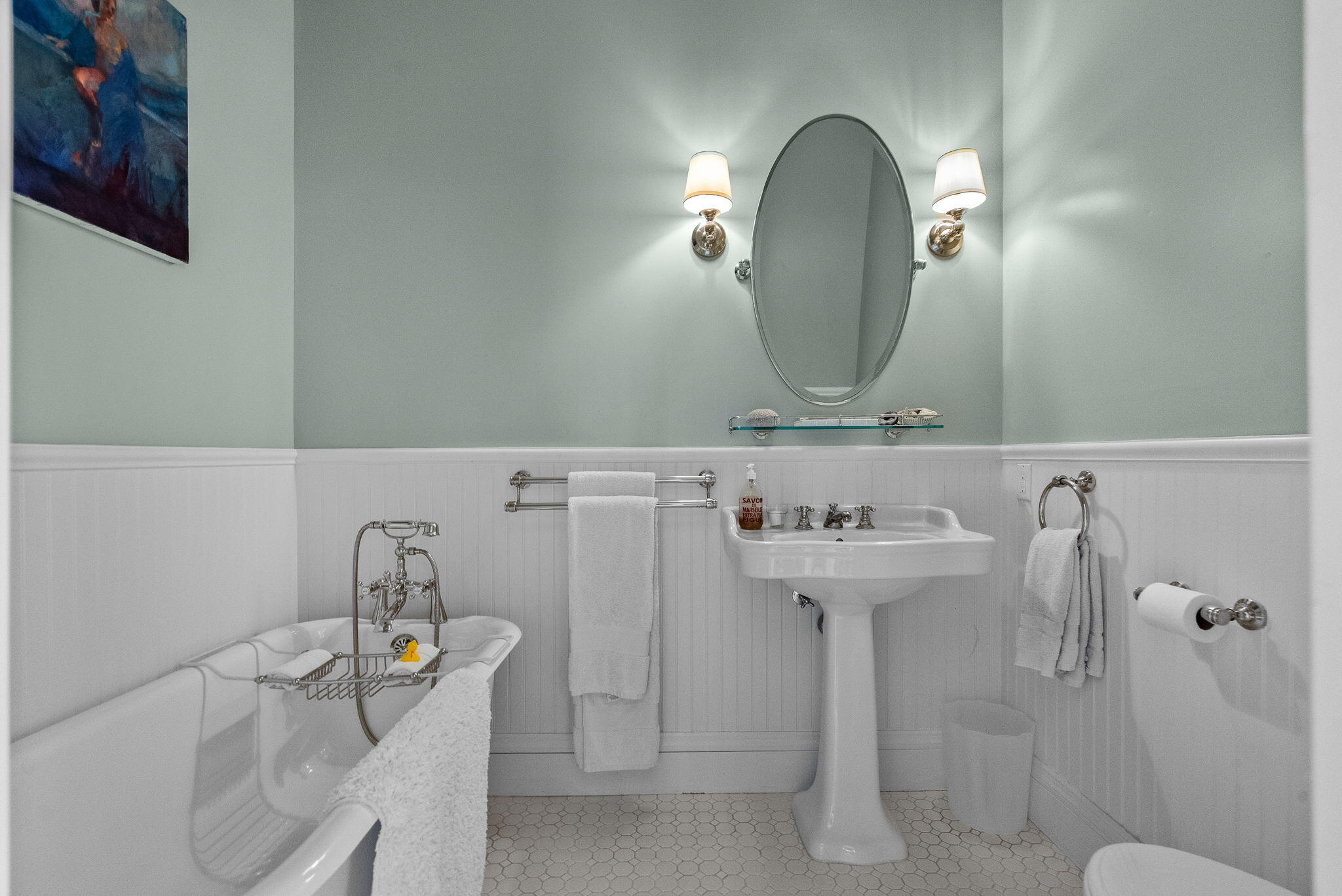 Santa Barbara, California 93109, United States, 4 Bedrooms Bedrooms, ,4 BathroomsBathrooms,Residential,Active,160369