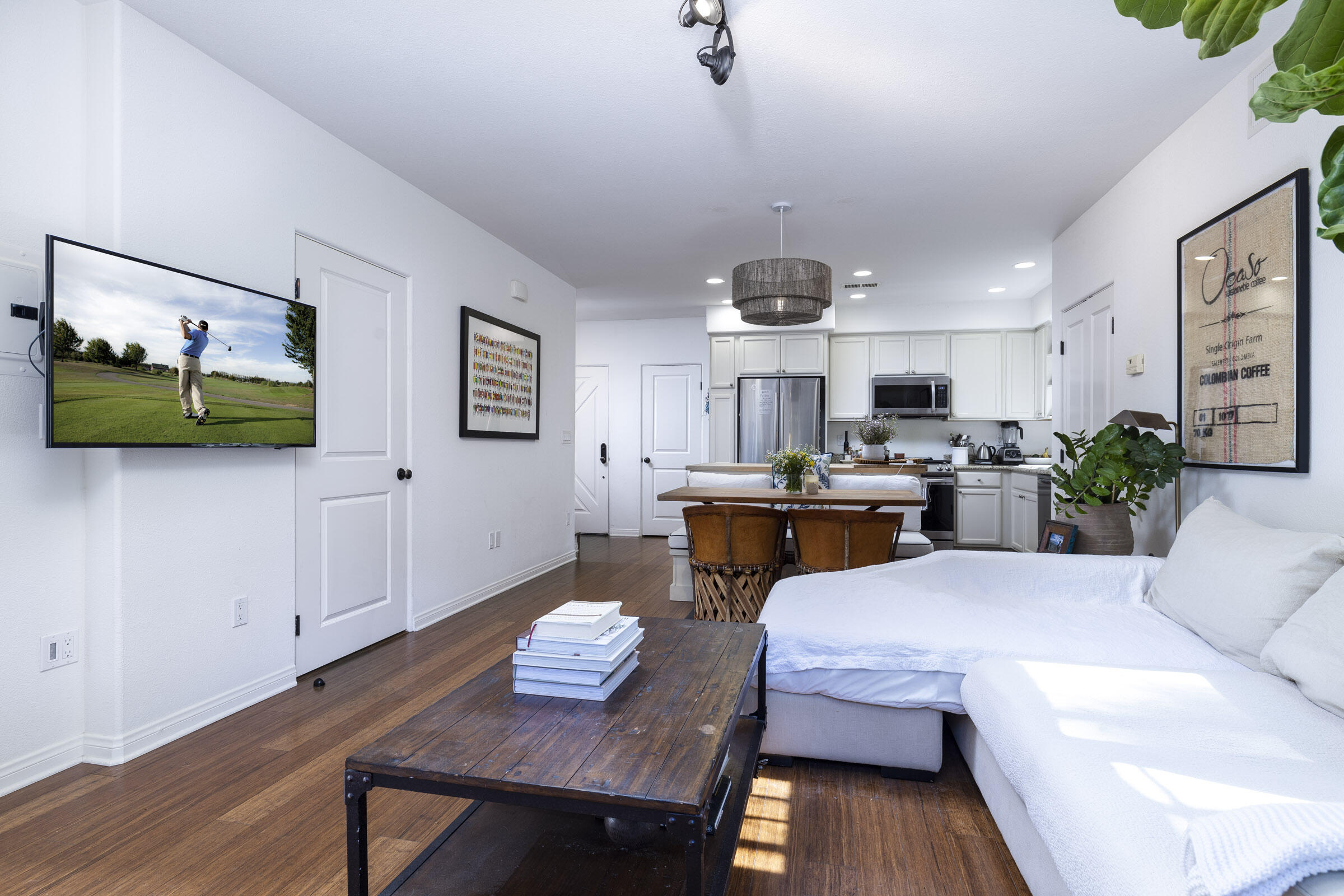 2117 Castillo Street Apt B