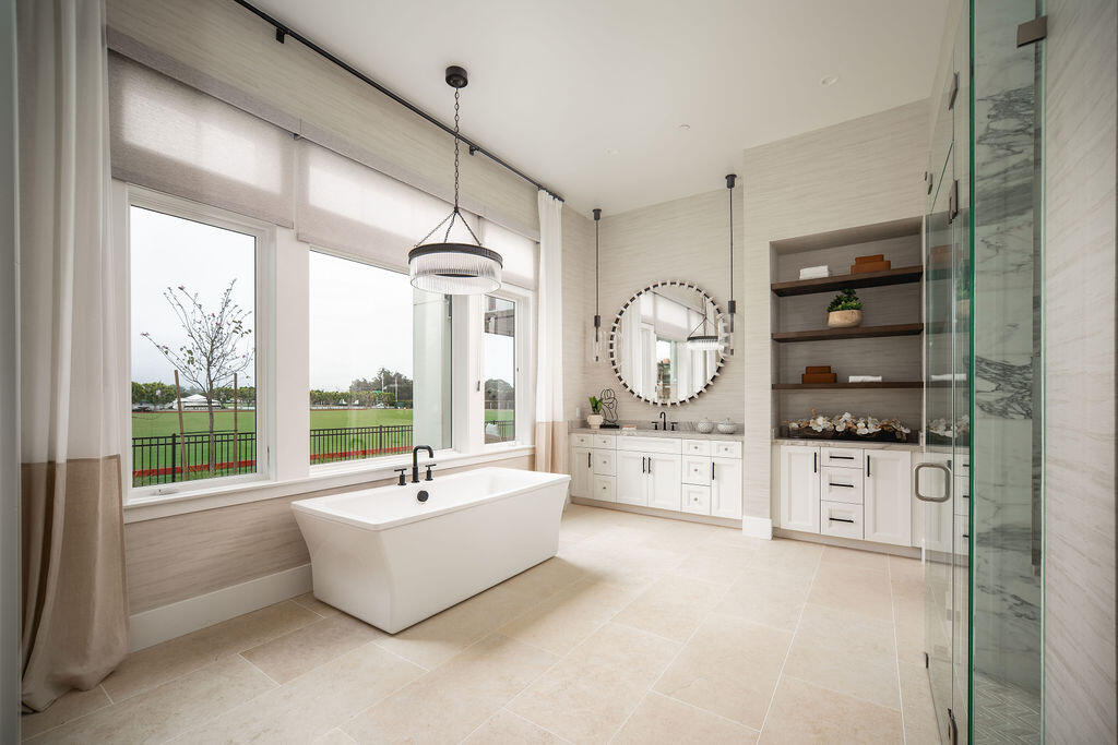 Carpinteria, California 93013, United States, 4 Bedrooms Bedrooms, ,5 BathroomsBathrooms,Residential,Active,147223