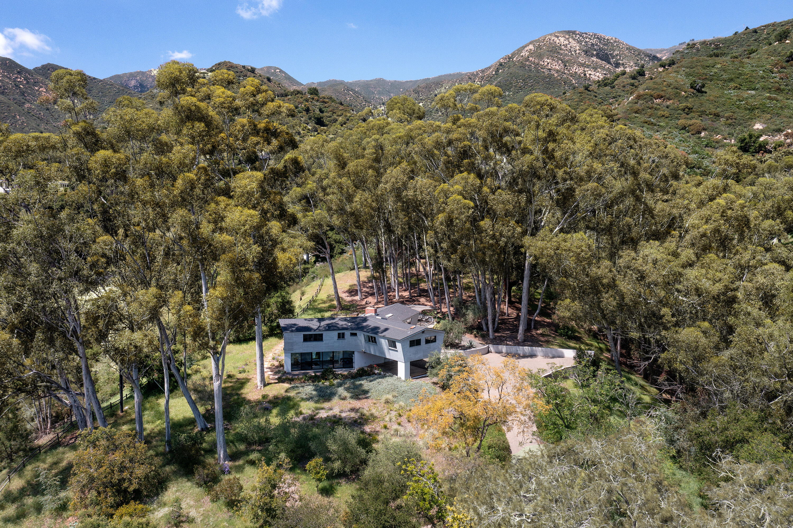 Santa Barbara, California 93108, United States, 2 Bedrooms Bedrooms, ,2 BathroomsBathrooms,Residential,Active,13177