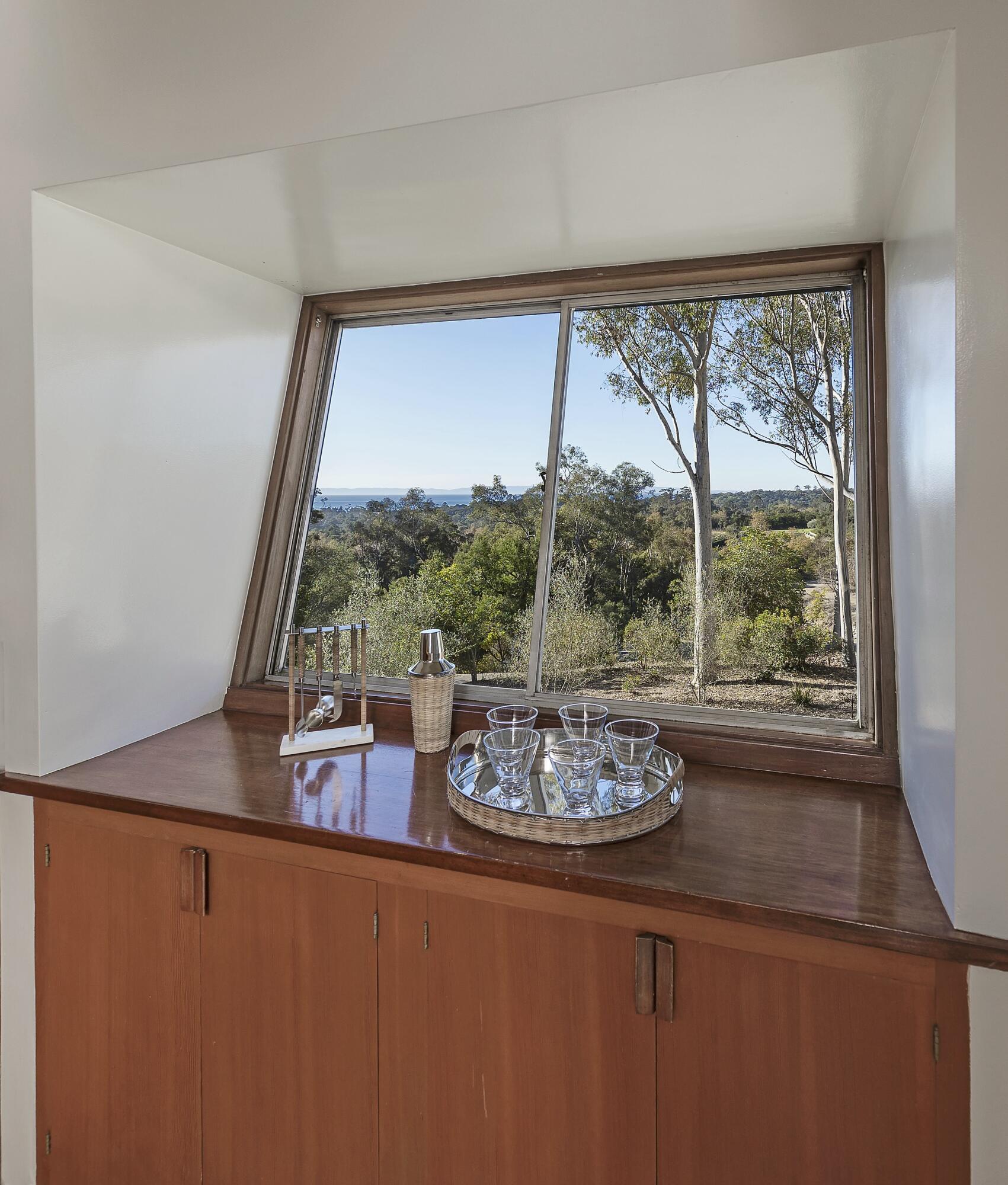 Santa Barbara, California 93108, United States, 2 Bedrooms Bedrooms, ,2 BathroomsBathrooms,Residential,Active,13177