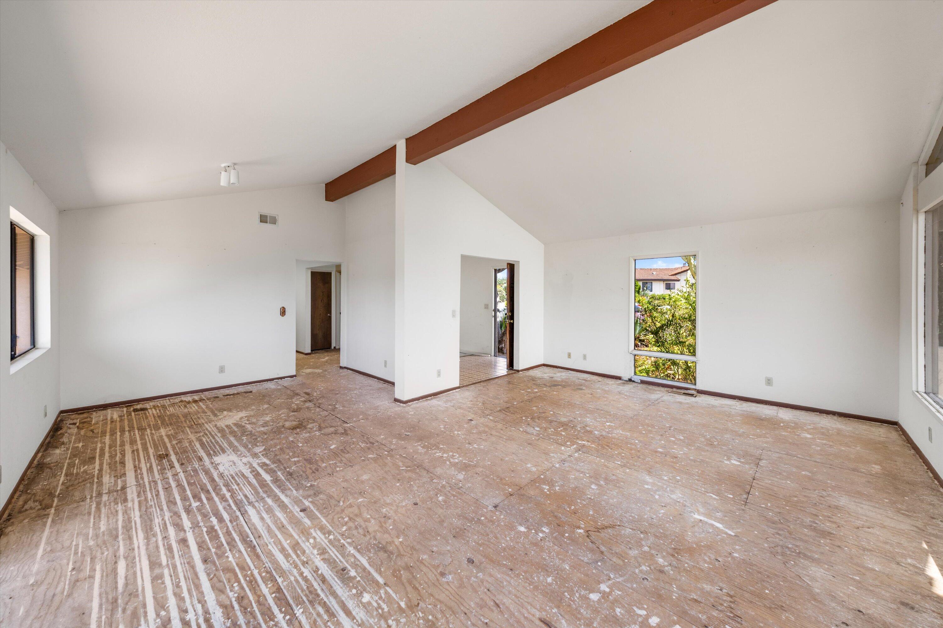 Santa Barbara, California 93109, United States, 4 Bedrooms Bedrooms, ,4 BathroomsBathrooms,Residential,Pending,158389