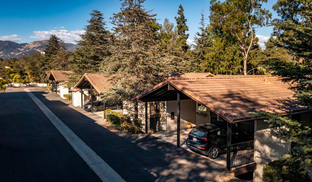 950 Miramonte Road Apt 3