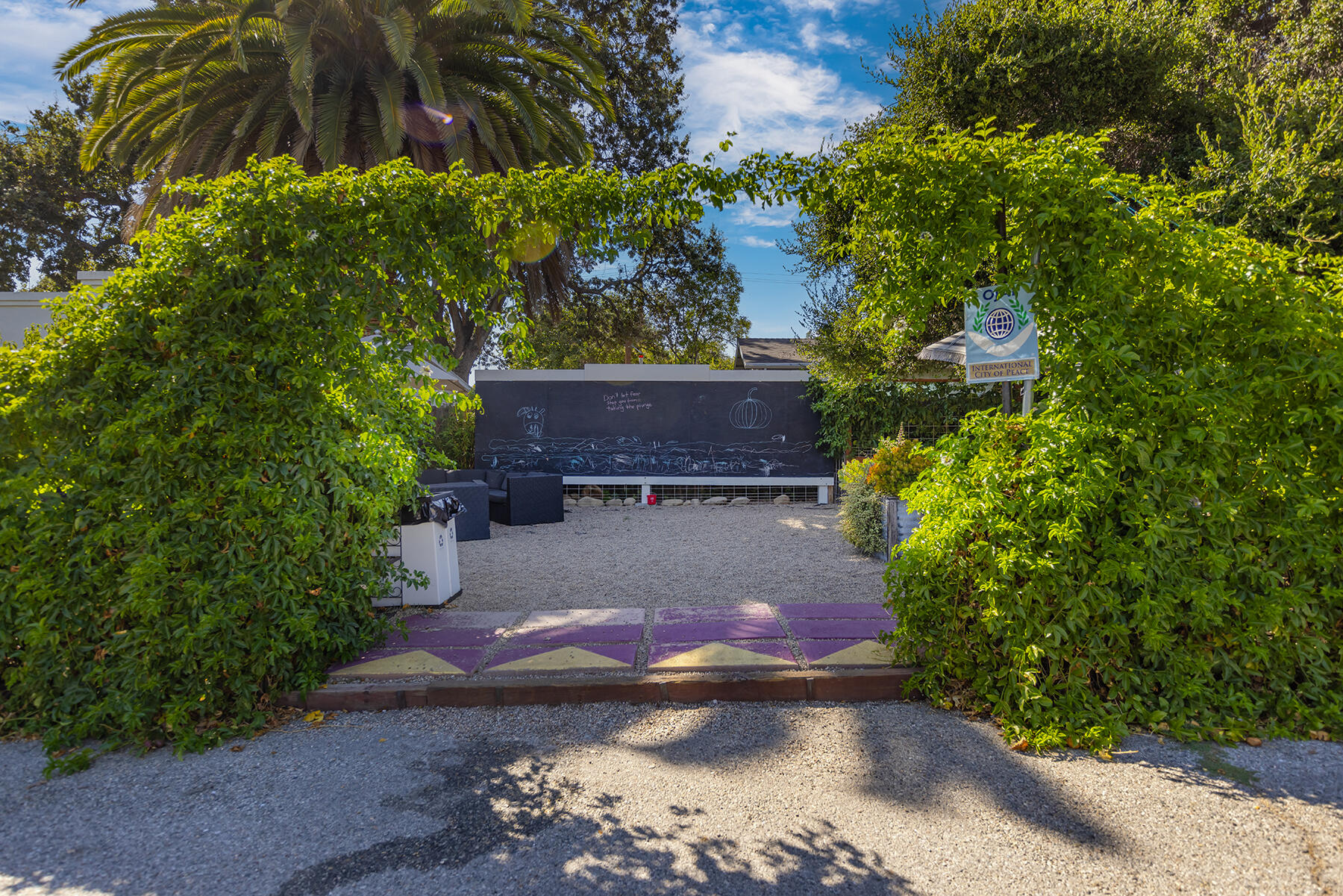 Ojai, California 93023, United States, ,Commercial,Active,129229