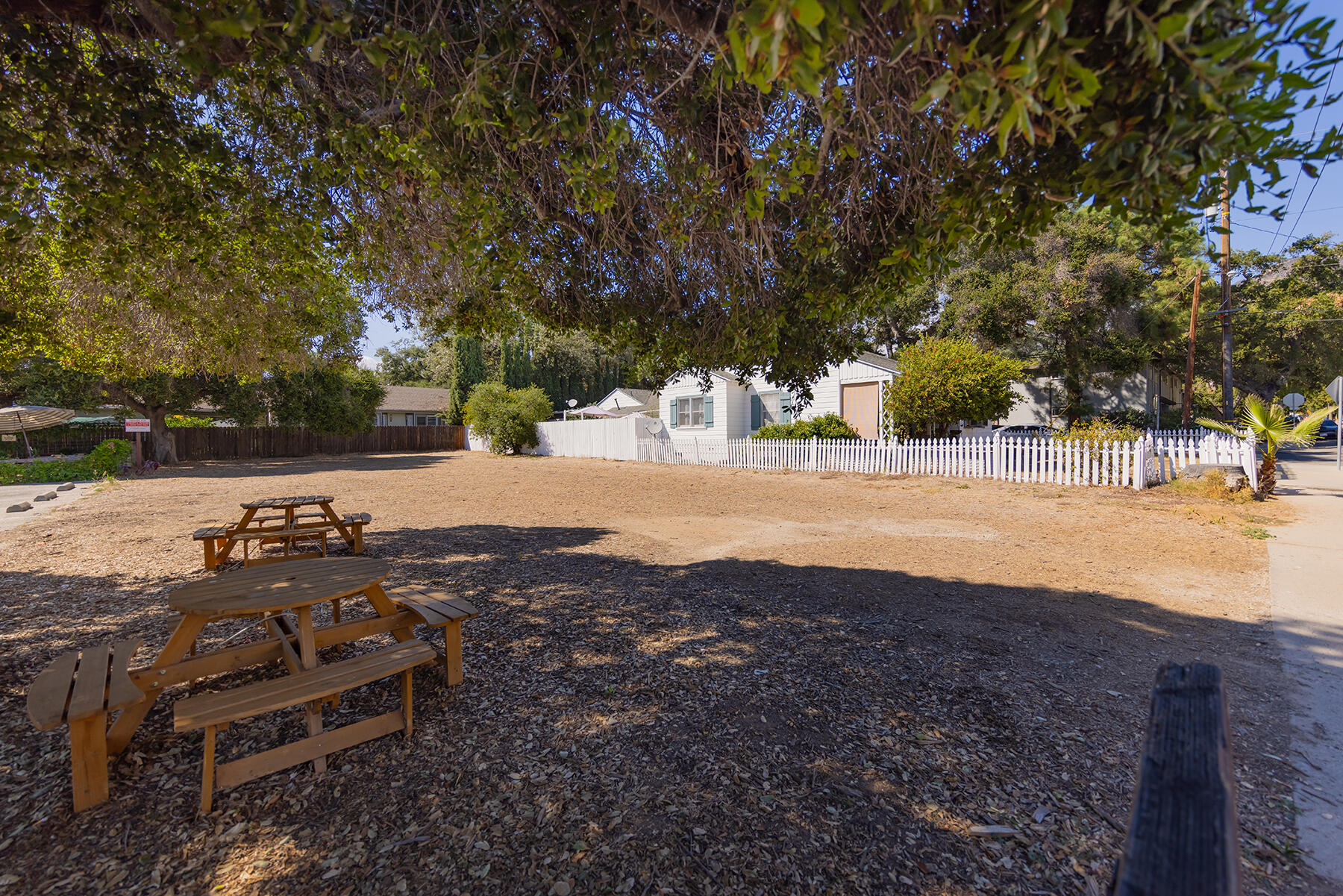 Ojai, California 93023, United States, ,Commercial,Active,129229