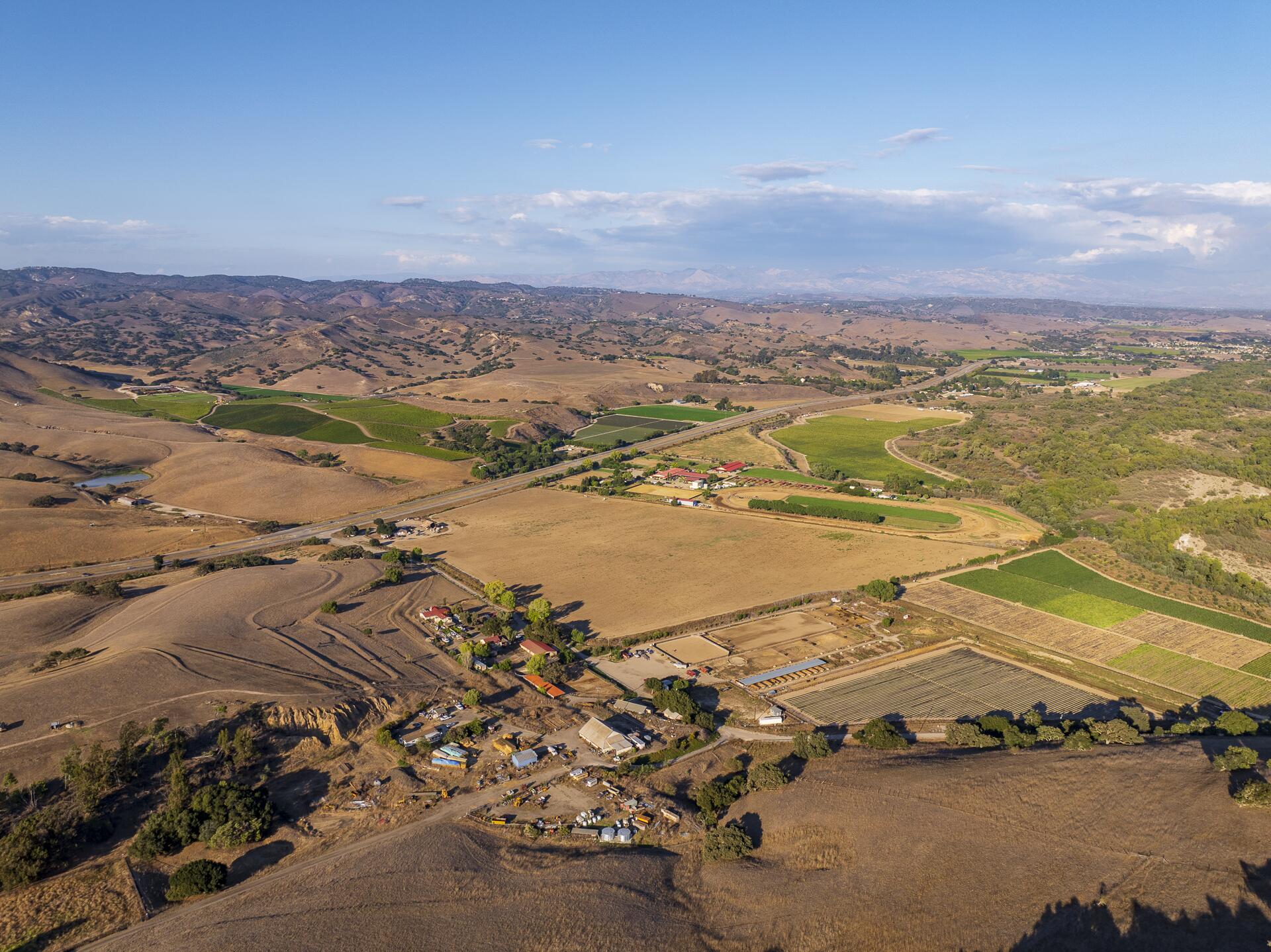 Buellton, California 93427, United States, 3 Bedrooms Bedrooms, ,1 BathroomBathrooms,Residential,Active,223172