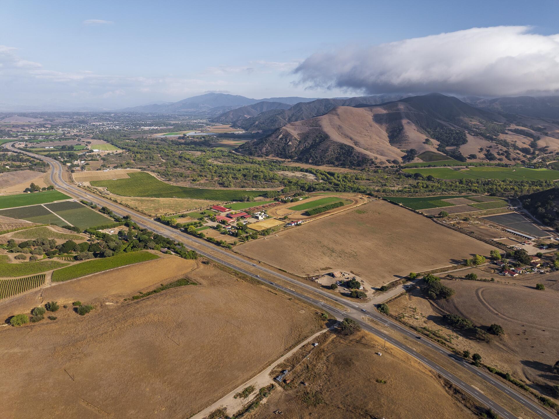 Buellton, California 93427, United States, 3 Bedrooms Bedrooms, ,1 BathroomBathrooms,Residential,Active,223172