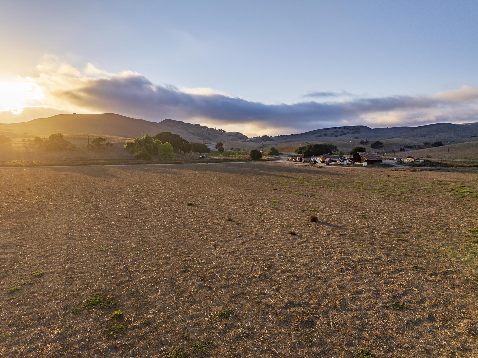 Buellton, California 93427, United States, 3 Bedrooms Bedrooms, ,1 BathroomBathrooms,Residential,Active,223172