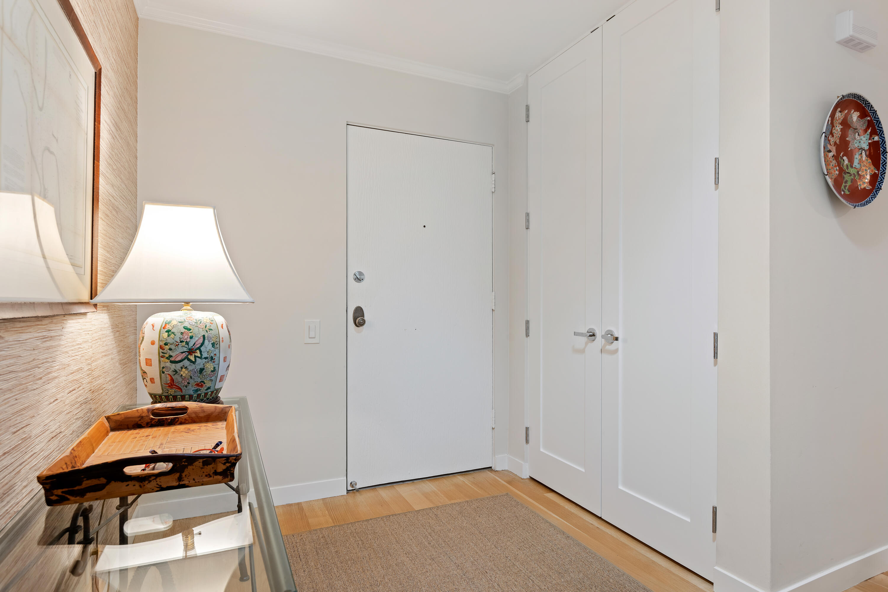 1220 Coast Village Road 303