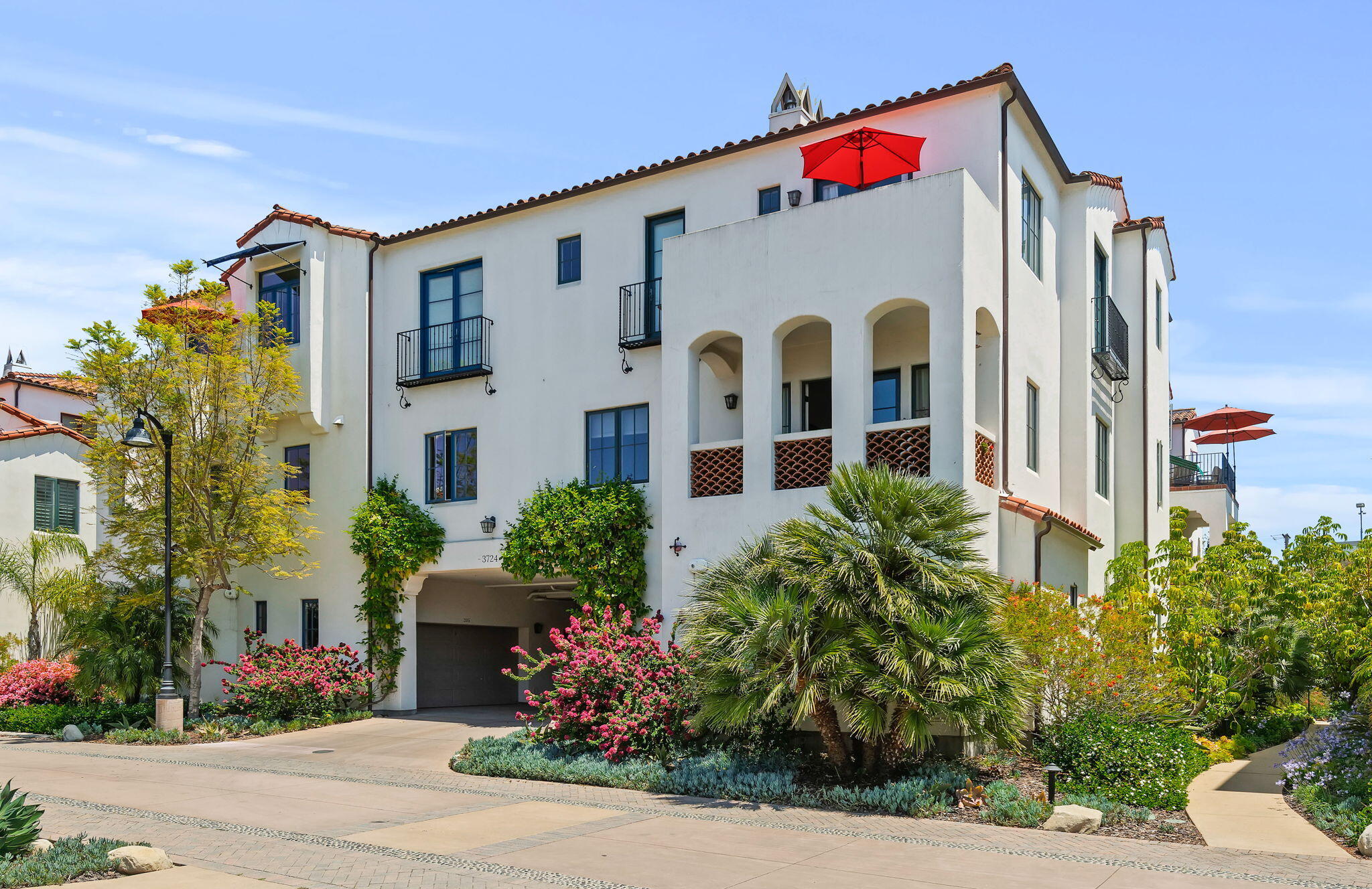 3724 State Street 207