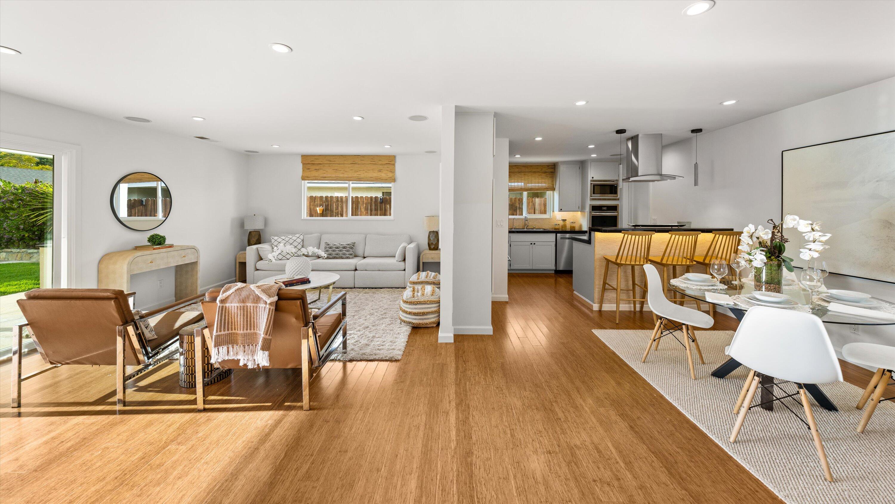 Santa Barbara, California 93111, United States, 4 Bedrooms Bedrooms, ,2 BathroomsBathrooms,Residential,Pending,111275