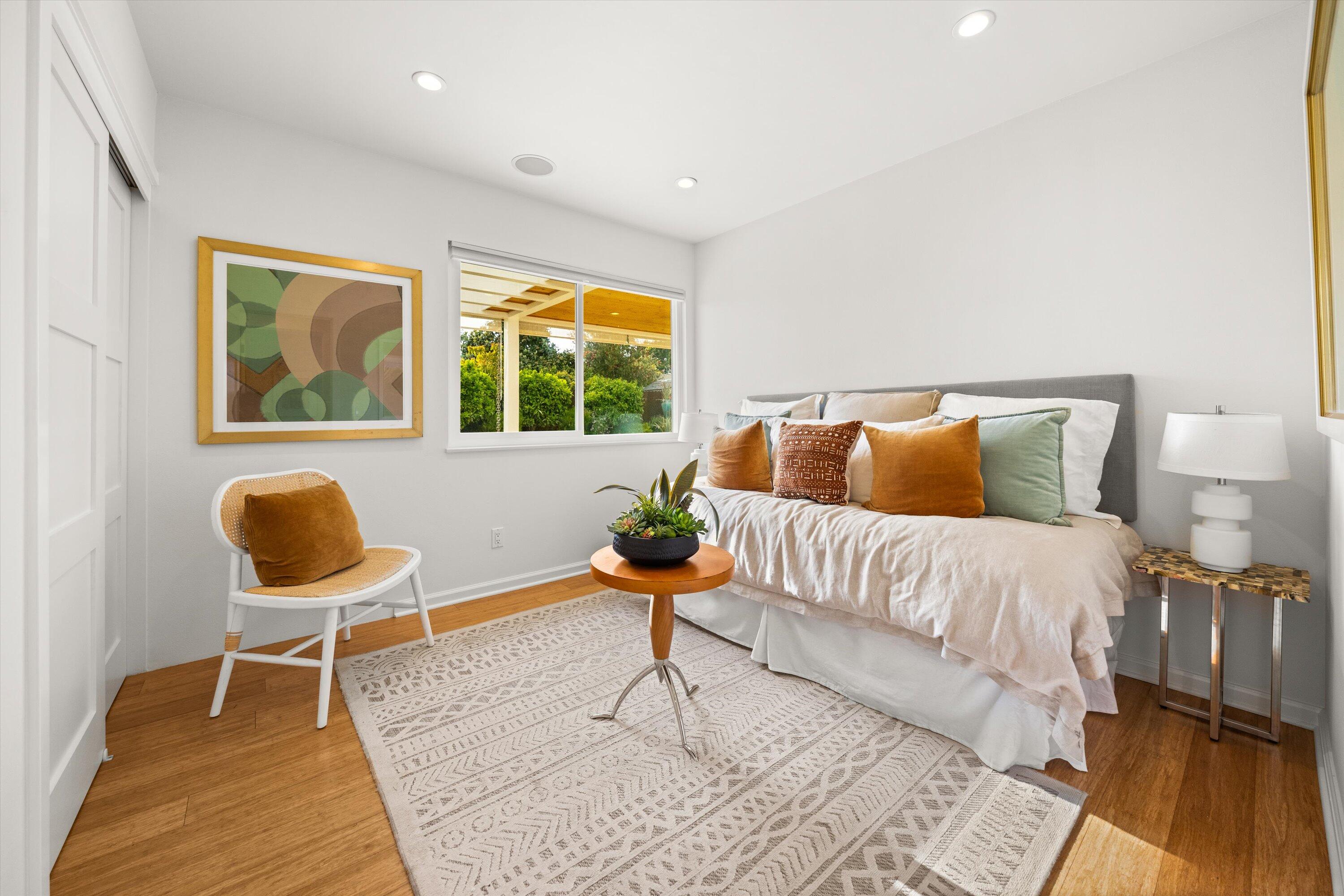 Santa Barbara, California 93111, United States, 4 Bedrooms Bedrooms, ,2 BathroomsBathrooms,Residential,Pending,111275