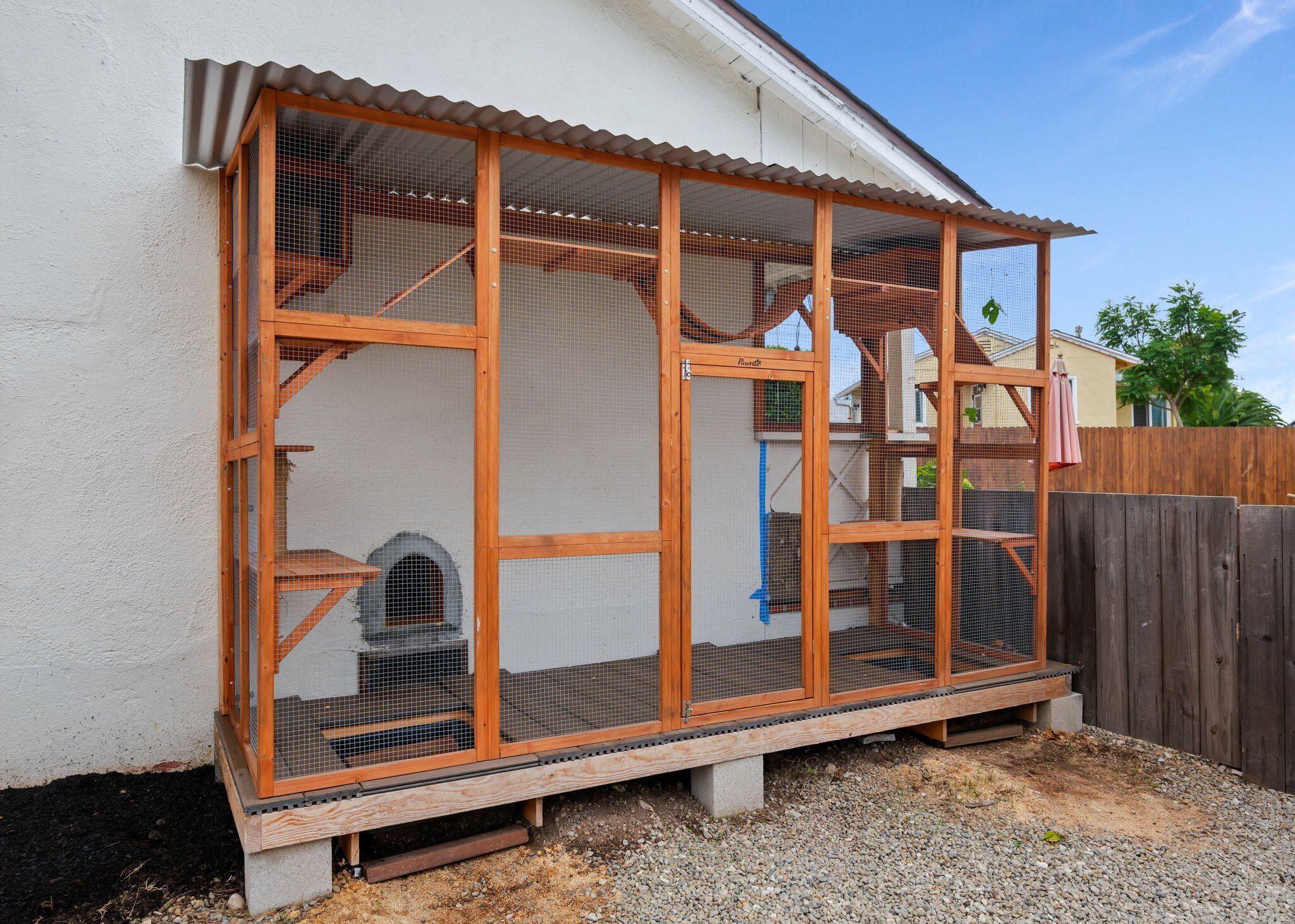 Carpinteria, California 93013, United States, 1 Bedroom Bedrooms, ,1 BathroomBathrooms,Residential,Active,218131