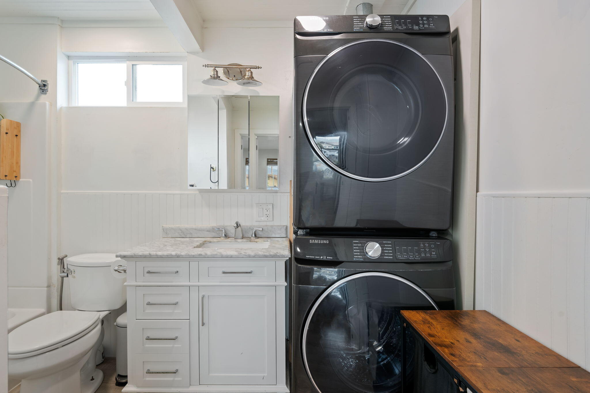 Carpinteria, California 93013, United States, 1 Bedroom Bedrooms, ,1 BathroomBathrooms,Residential,Active,218131