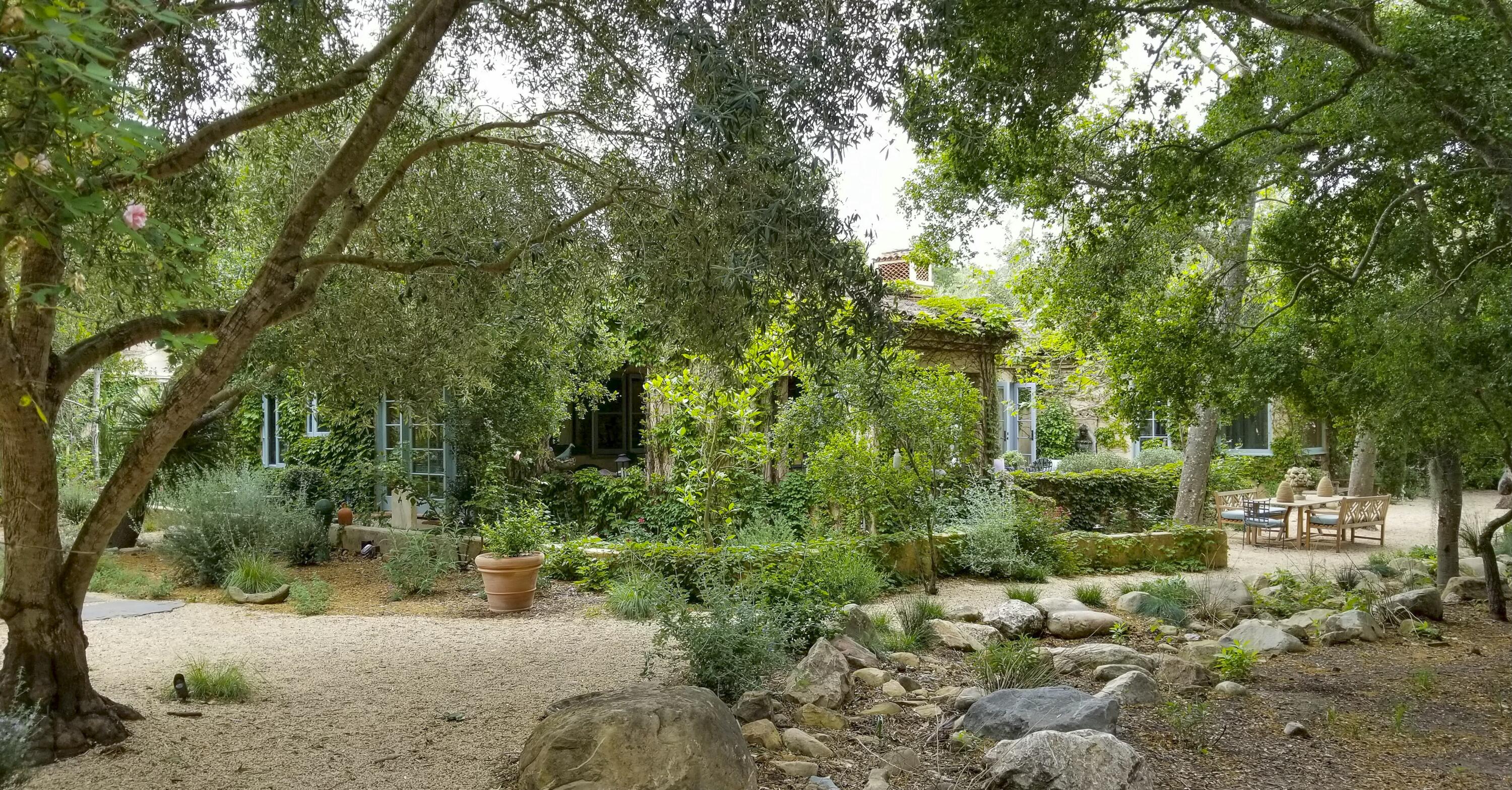 Montecito, California 93108, United States, 2 Bedrooms Bedrooms, ,3 BathroomsBathrooms,Residential,Active,3186