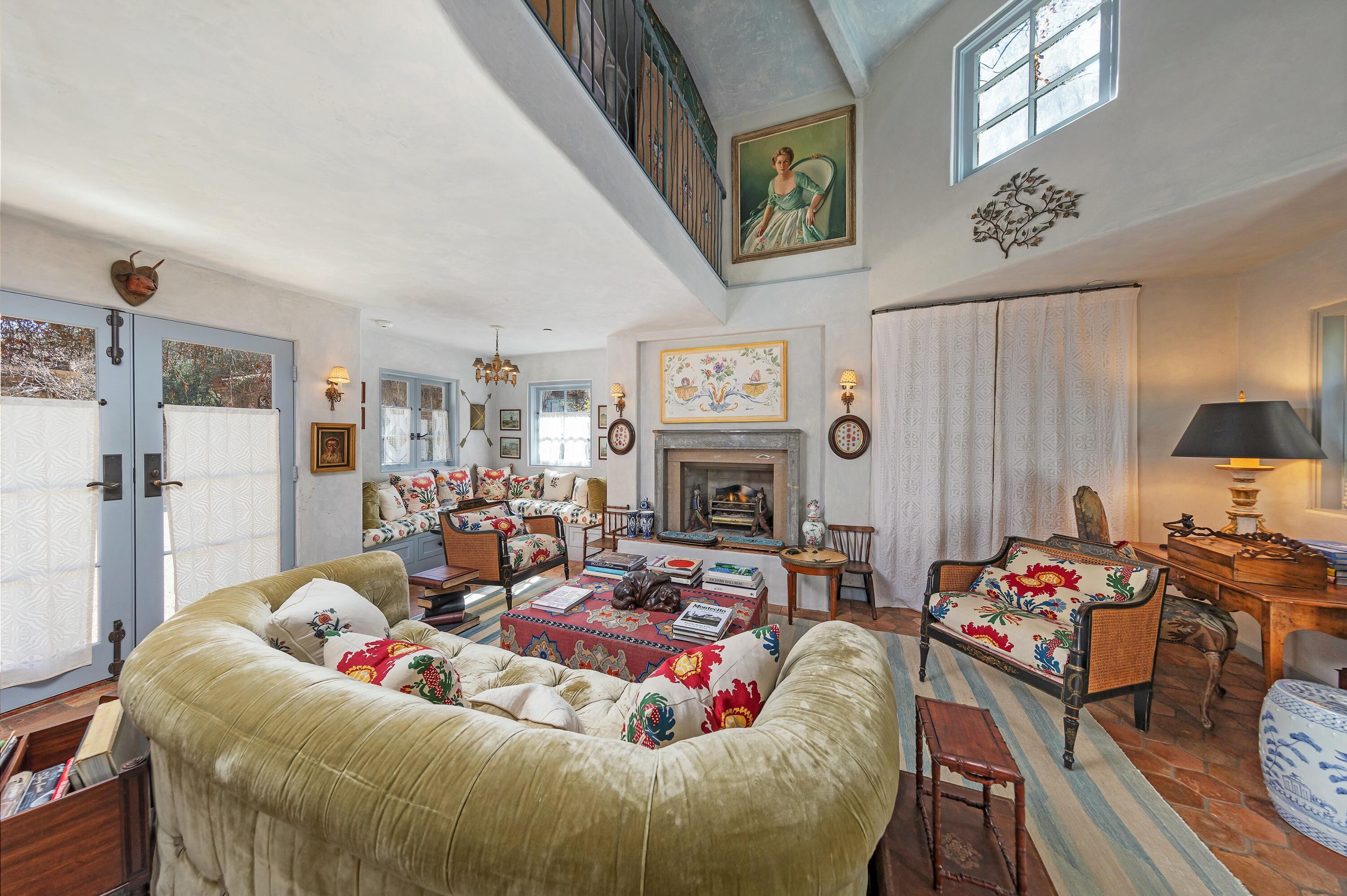 Montecito, California 93108, United States, 2 Bedrooms Bedrooms, ,3 BathroomsBathrooms,Residential,Active,3186