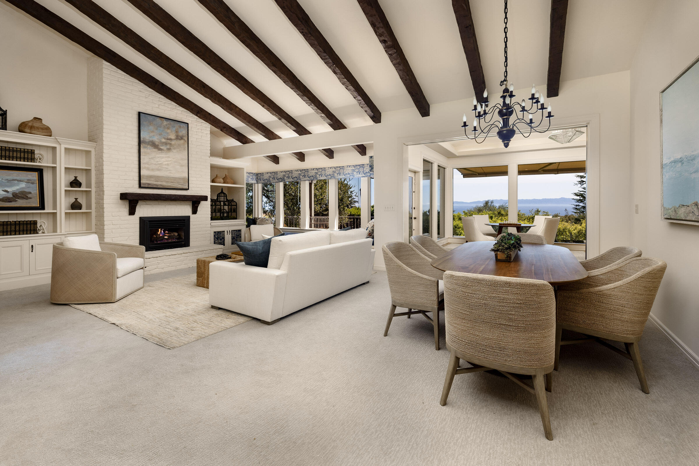 Montecito, California 93108, United States, 4 Bedrooms Bedrooms, ,6 BathroomsBathrooms,Residential,Active,92744