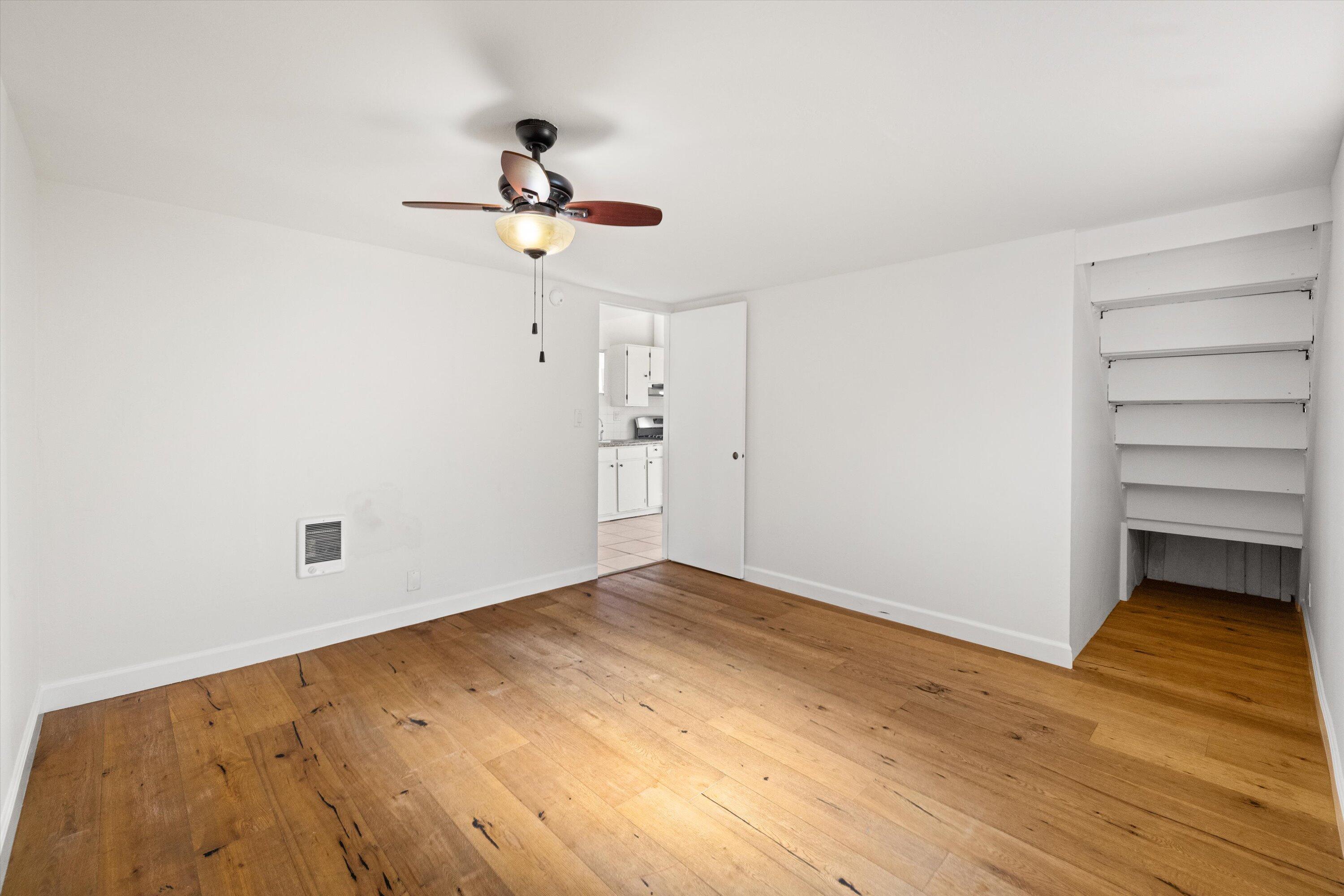 Santa Barbara, California 93101, United States, 2 Bedrooms Bedrooms, ,2 BathroomsBathrooms,Residential,Pending,76754