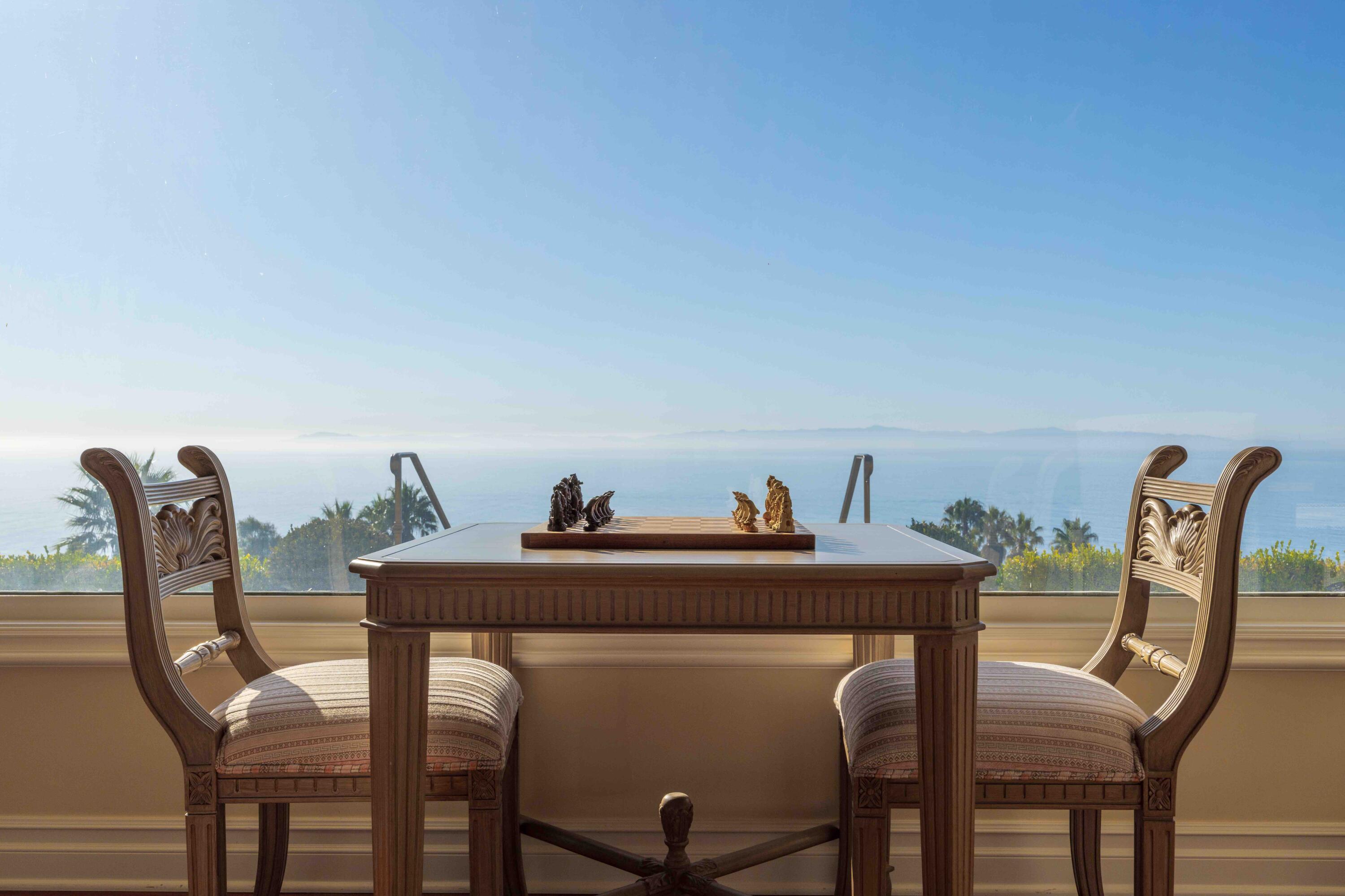 Santa Barbara, California 93109, United States, 6 Bedrooms Bedrooms, ,7 BathroomsBathrooms,Residential,Active,15676