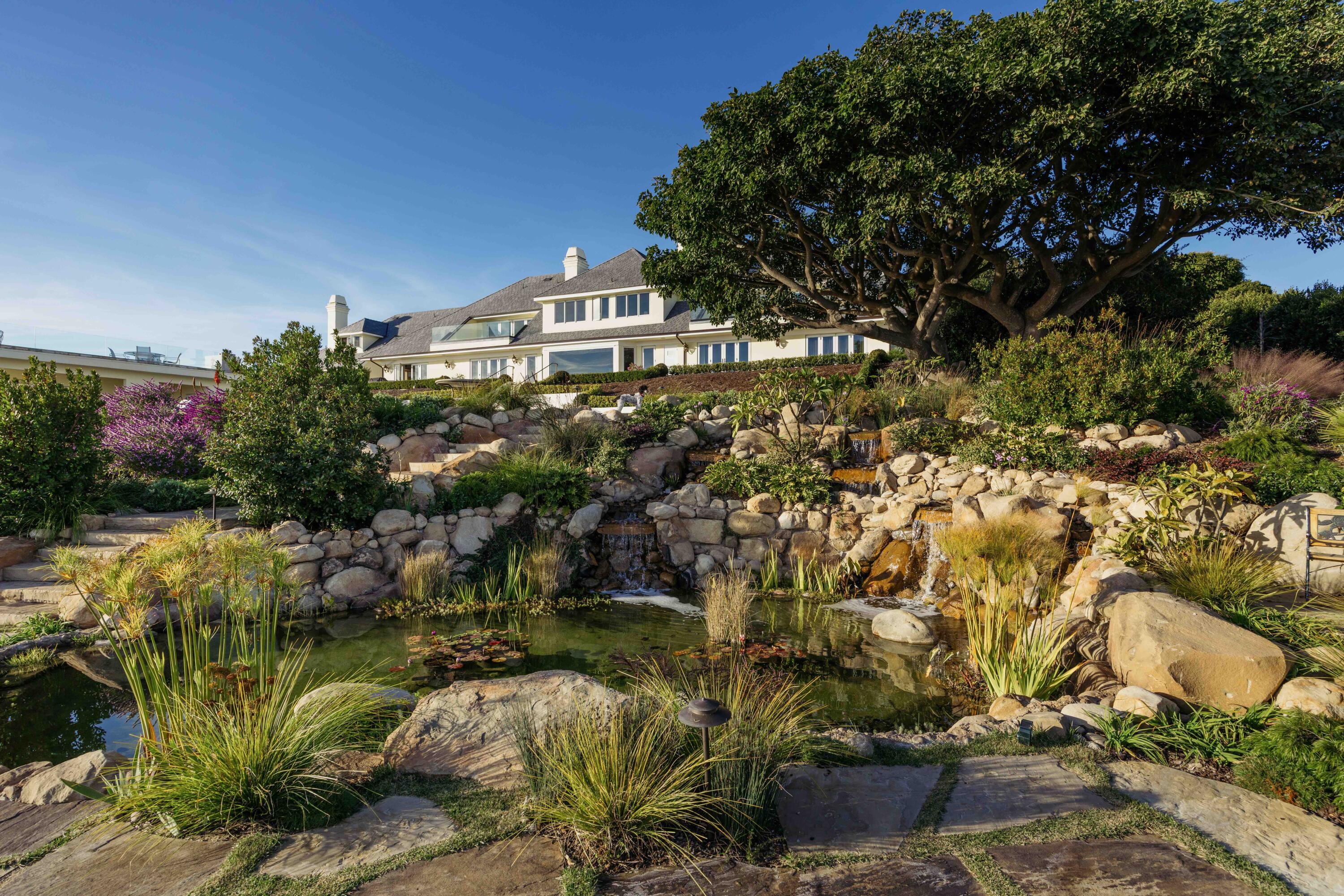 Santa Barbara, California 93109, United States, 6 Bedrooms Bedrooms, ,7 BathroomsBathrooms,Residential,Active,15676