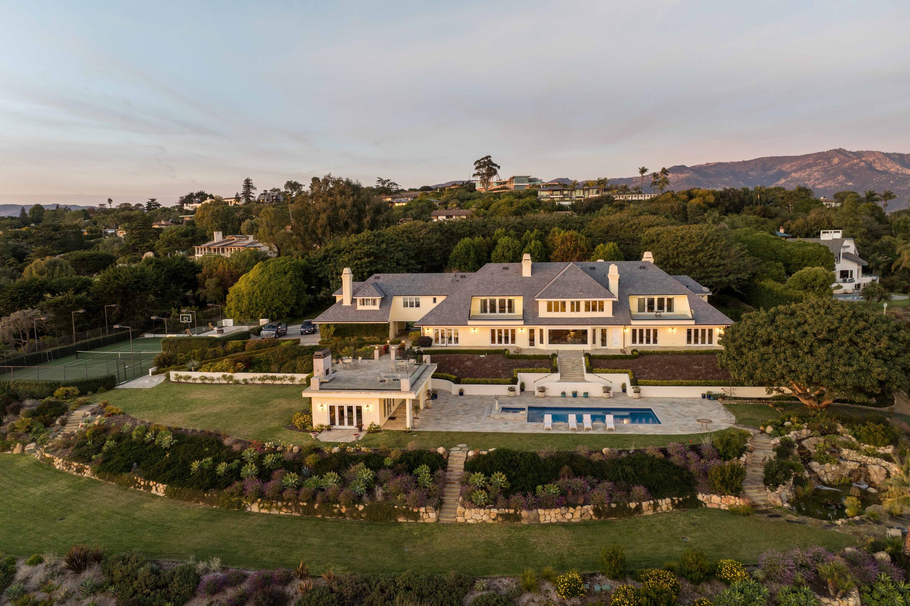 Santa Barbara, California 93109, United States, 6 Bedrooms Bedrooms, ,7 BathroomsBathrooms,Residential,Active,15676