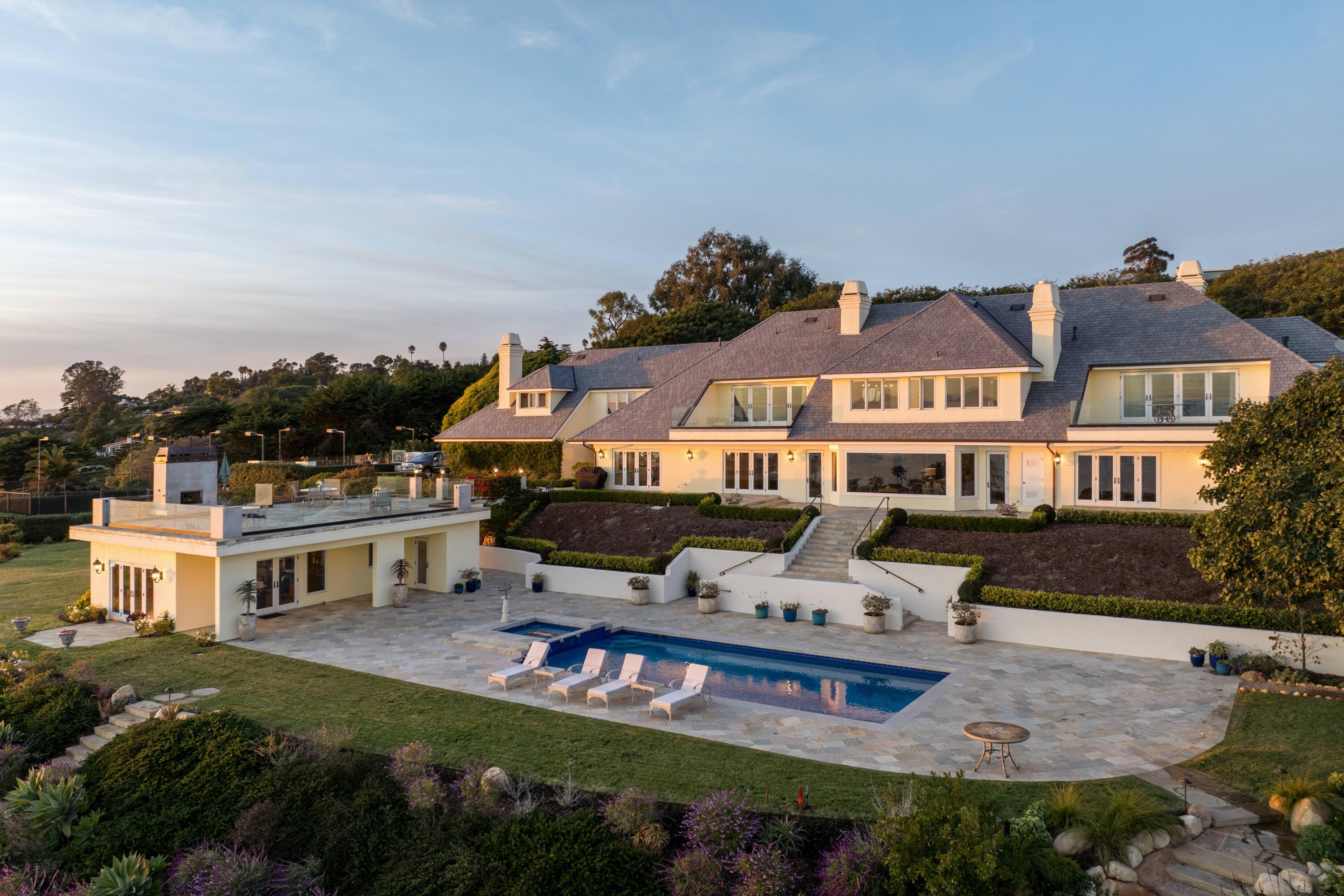 Santa Barbara, California 93109, United States, 6 Bedrooms Bedrooms, ,7 BathroomsBathrooms,Residential,Active,15676