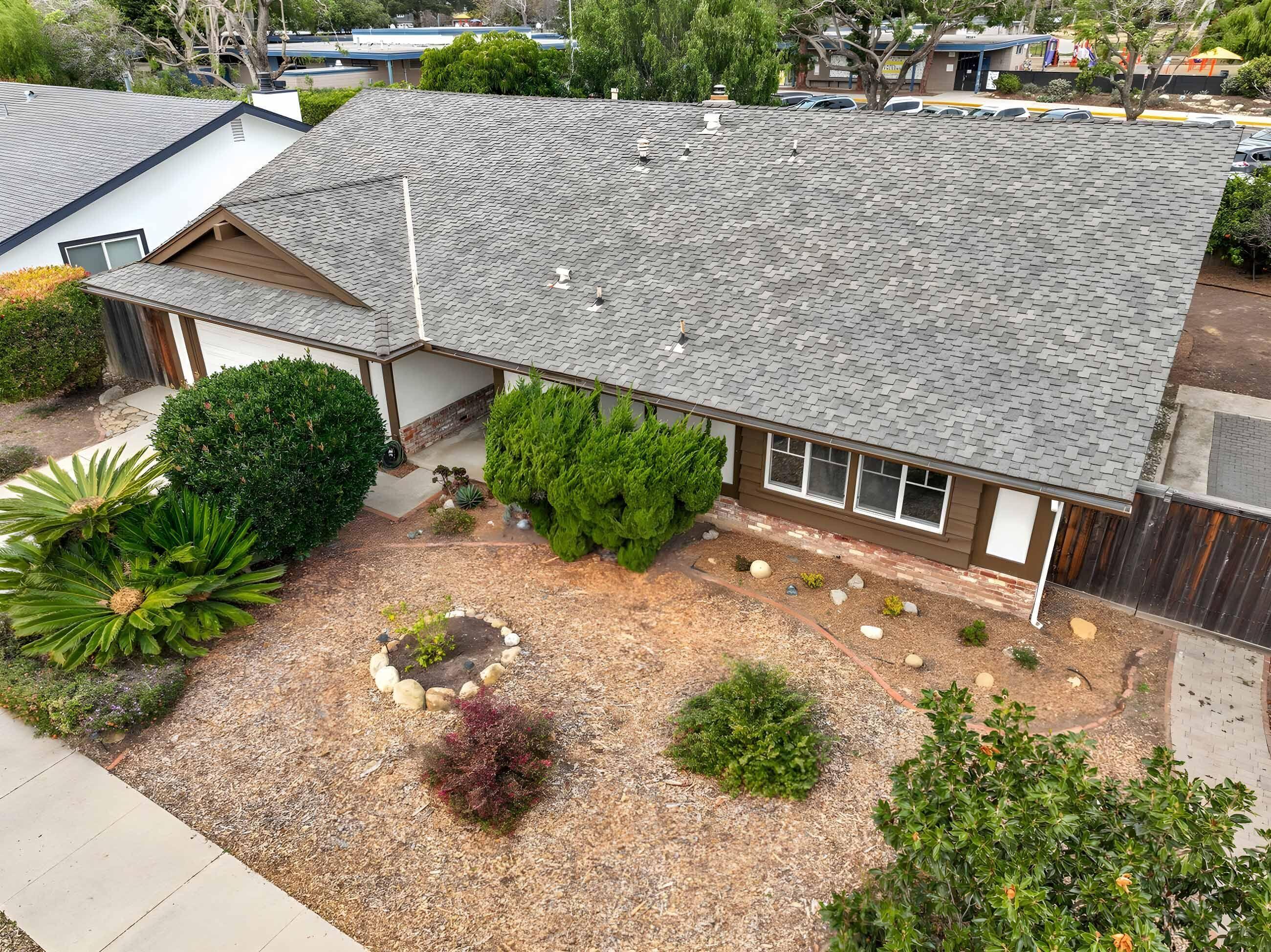 Santa Barbara, California 93111, United States, 3 Bedrooms Bedrooms, ,2 BathroomsBathrooms,Residential,Pending,8986