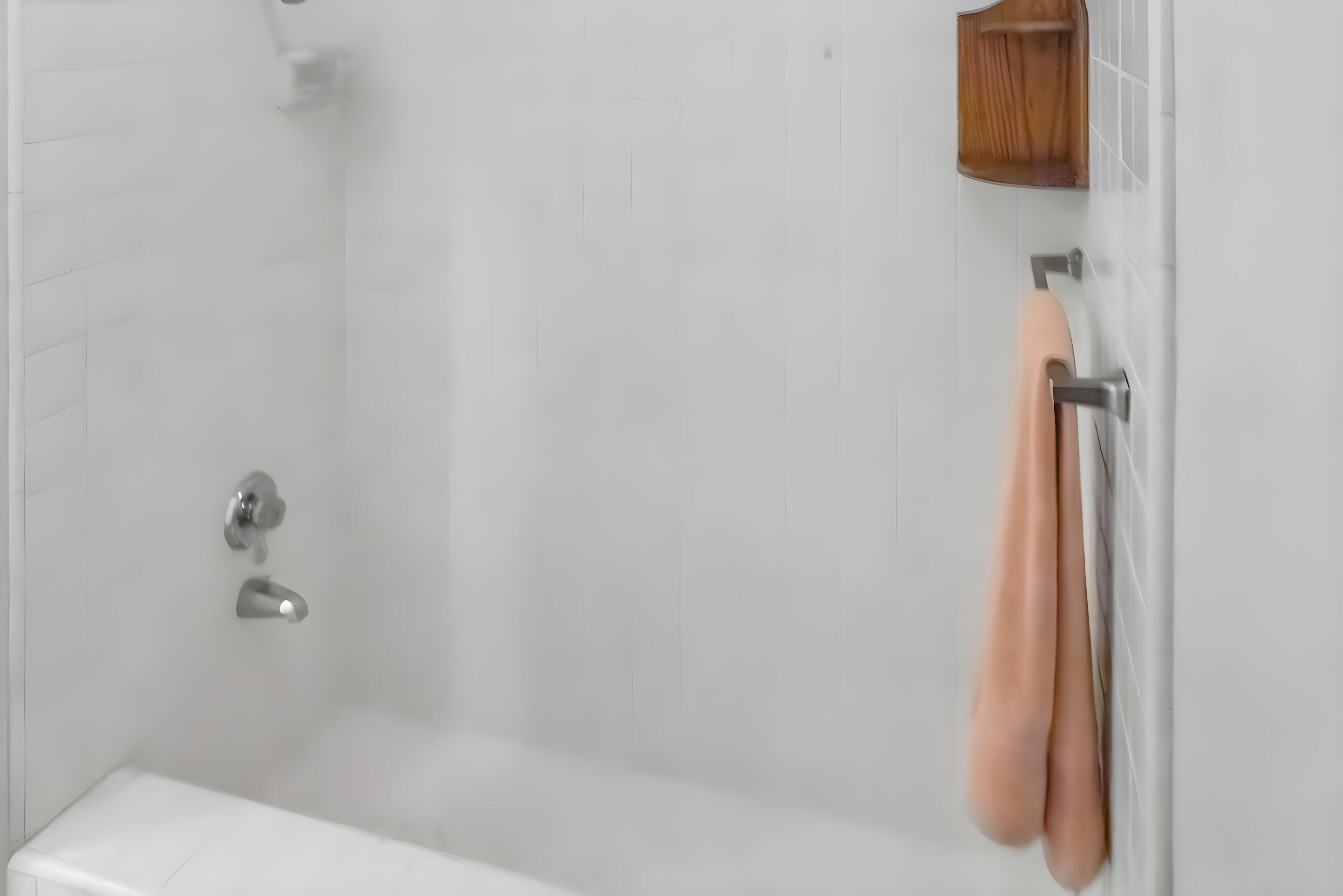 Santa Barbara, California 93111, United States, 3 Bedrooms Bedrooms, ,2 BathroomsBathrooms,Residential,Pending,8986