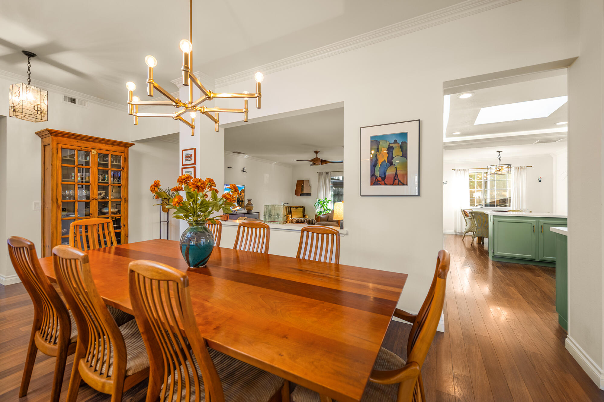 Ojai, California 93023, United States, 3 Bedrooms Bedrooms, ,2 BathroomsBathrooms,Residential,Active,230199