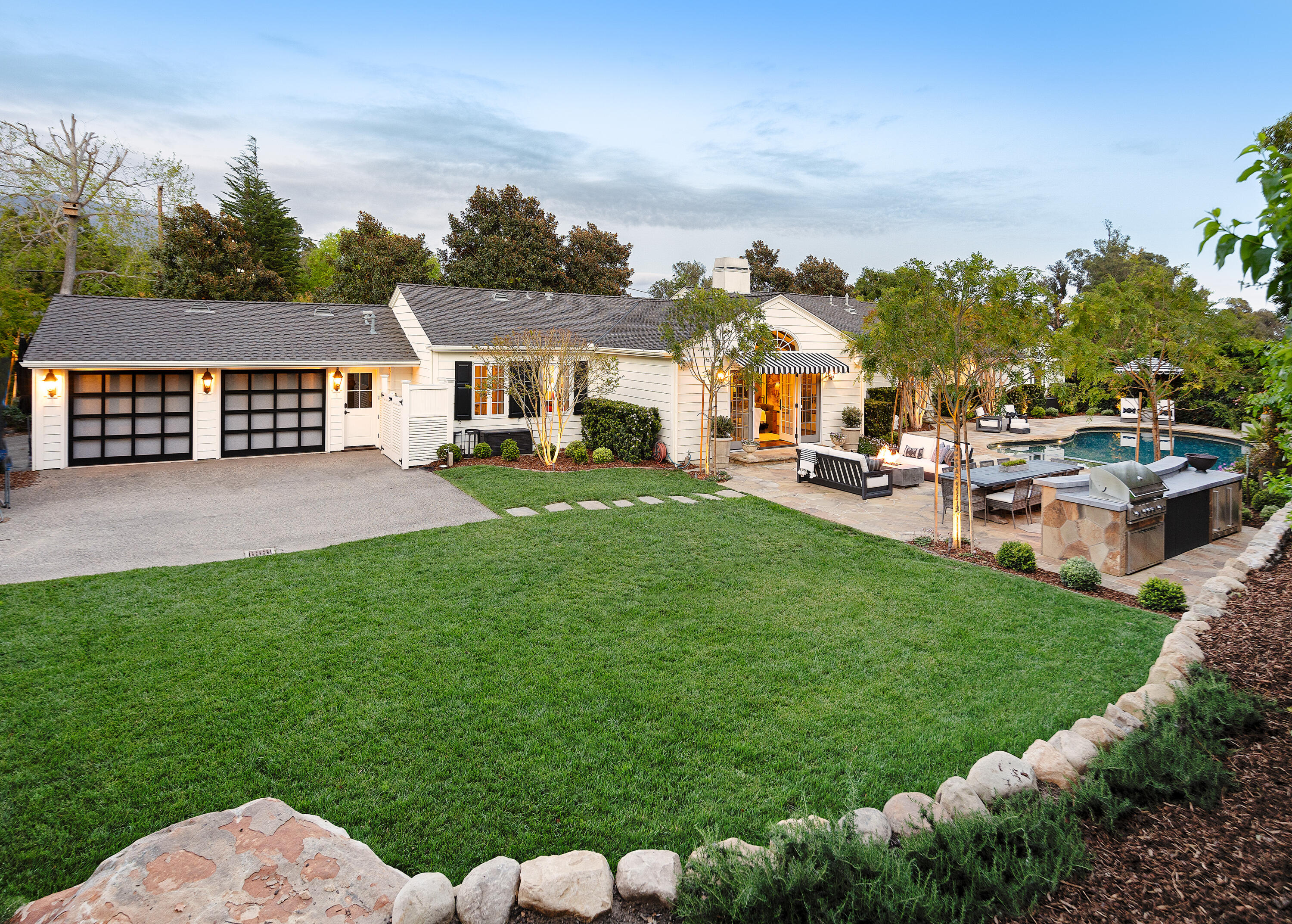 Santa Barbara, California 93108, United States, 4 Bedrooms Bedrooms, ,5 BathroomsBathrooms,Residential,Active,238867