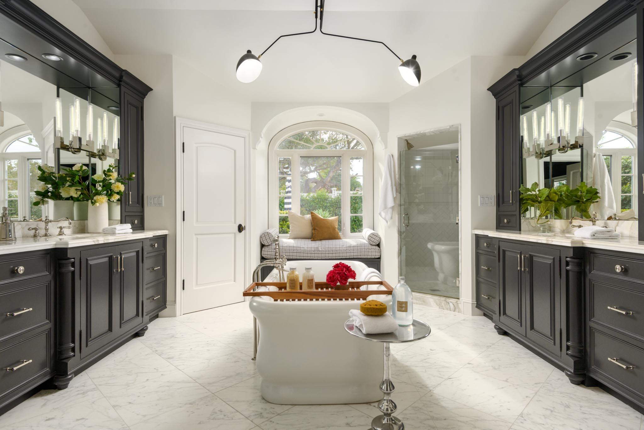 Santa Barbara, California 93108, United States, 4 Bedrooms Bedrooms, ,5 BathroomsBathrooms,Residential,Active,238867