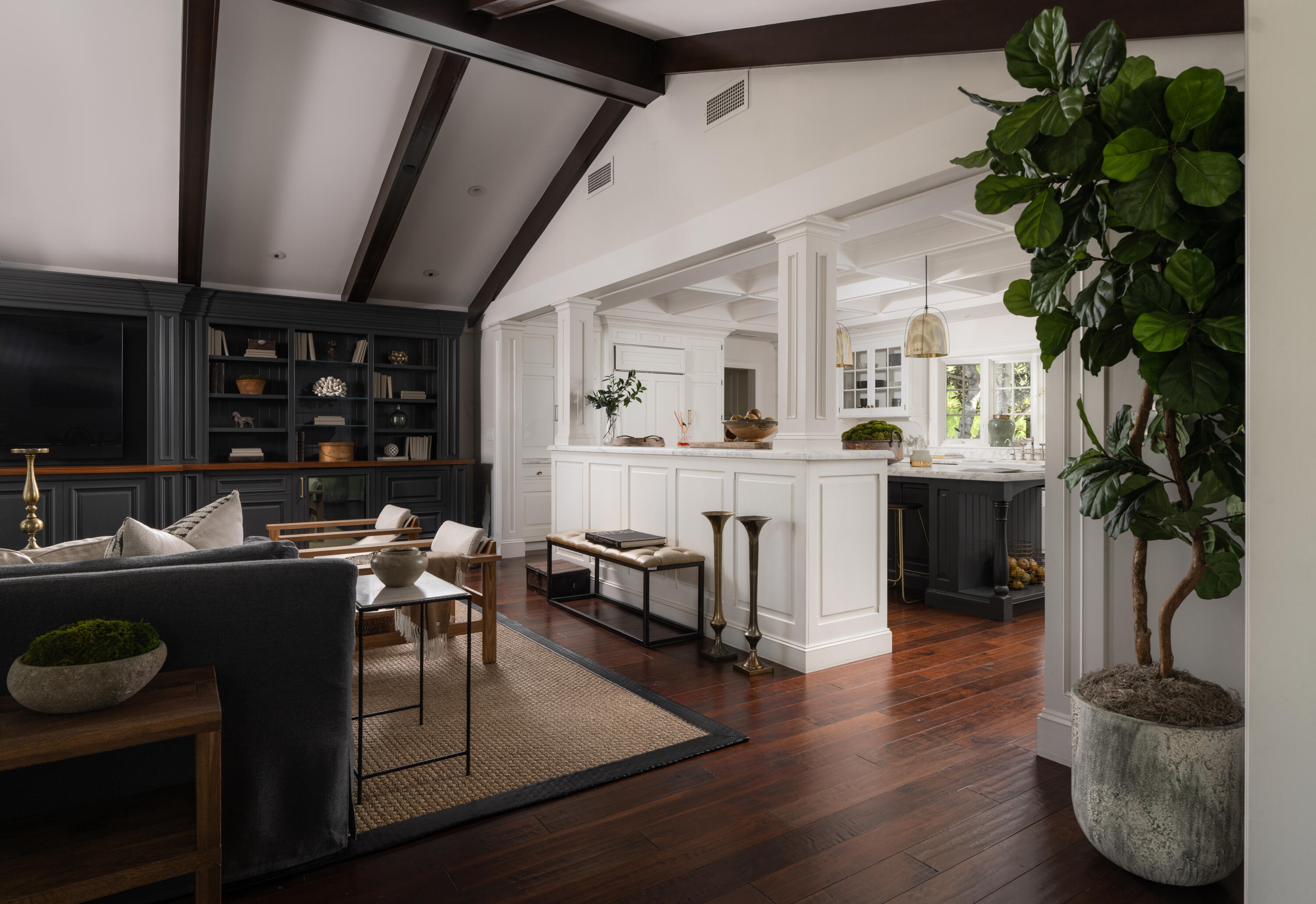 Santa Barbara, California 93108, United States, 4 Bedrooms Bedrooms, ,5 BathroomsBathrooms,Residential,Active,238867