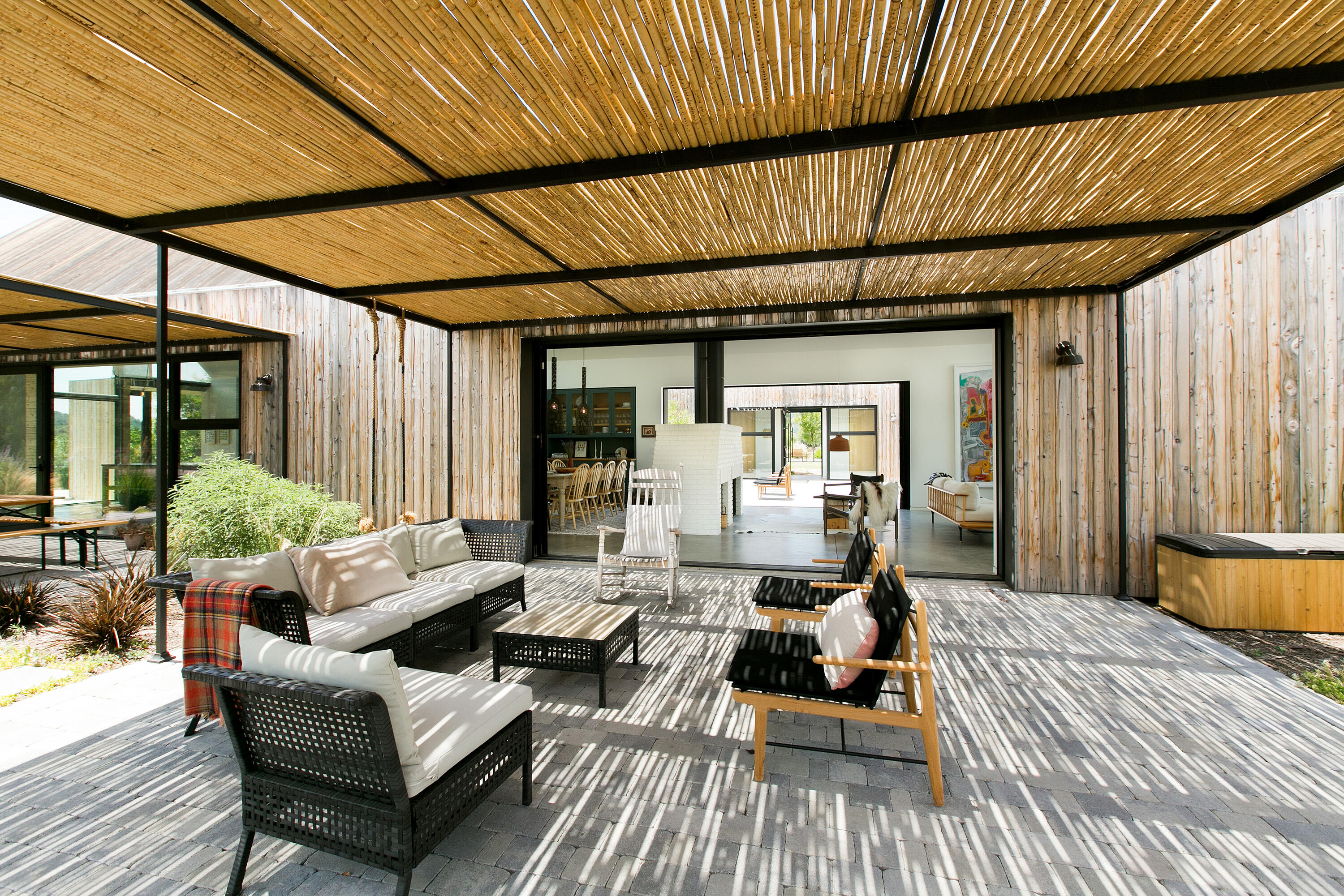 Ojai, California 93023, United States, 5 Bedrooms Bedrooms, ,6 BathroomsBathrooms,Residential,Active,201467