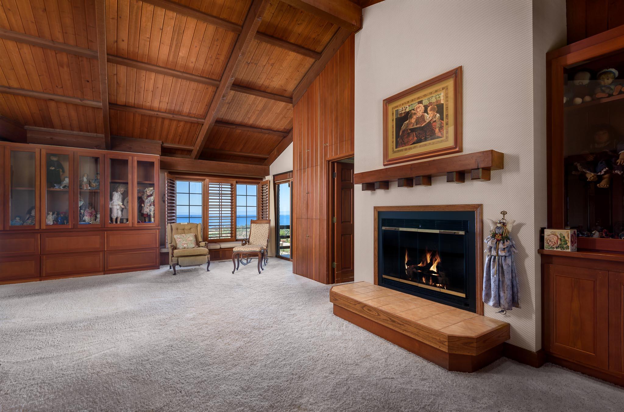 Carpinteria, California 93013, United States, 6 Bedrooms Bedrooms, ,6 BathroomsBathrooms,Residential,Active,207099