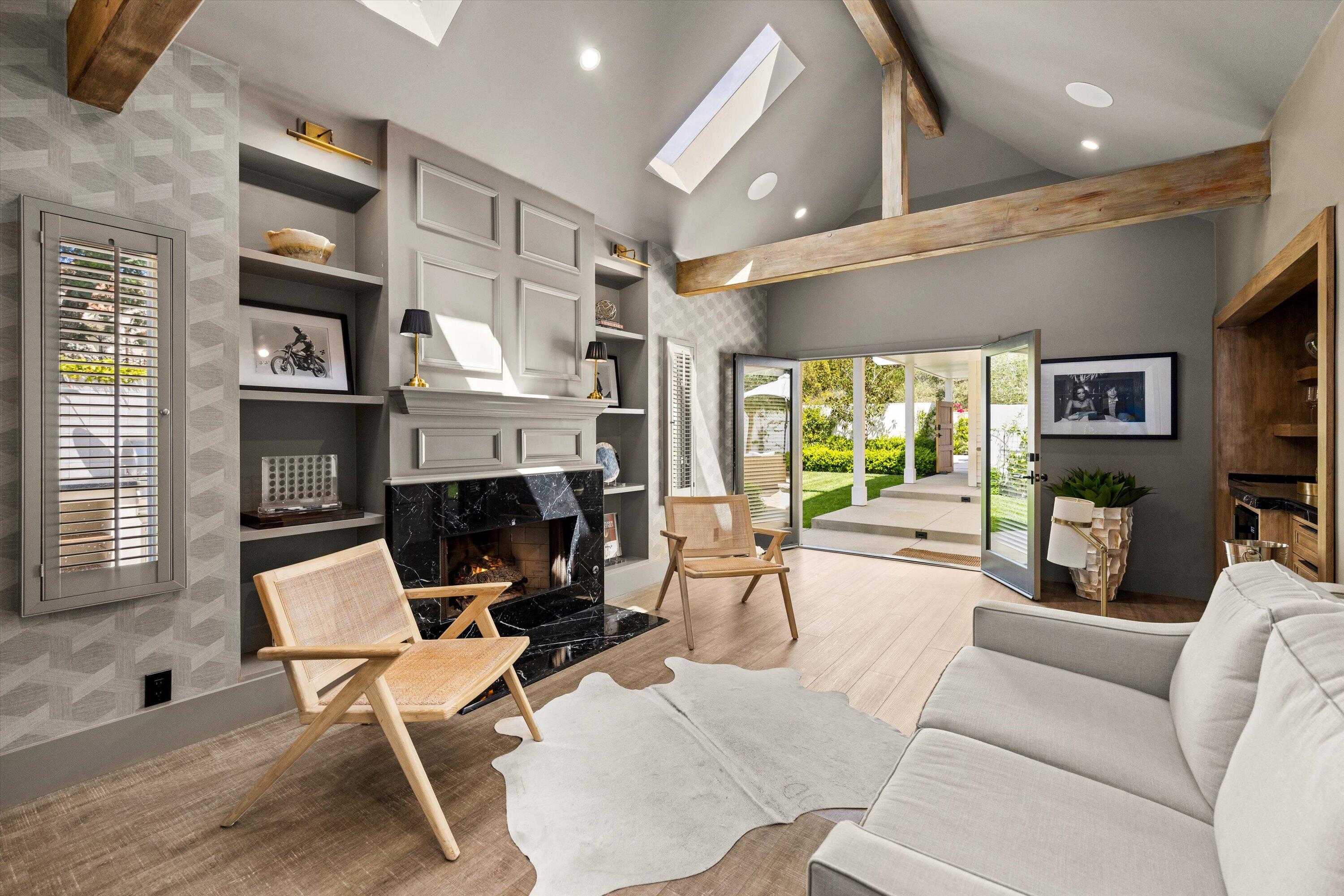 Santa Barbara, California 93108, United States, 4 Bedrooms Bedrooms, ,4 BathroomsBathrooms,Residential,Active,118095