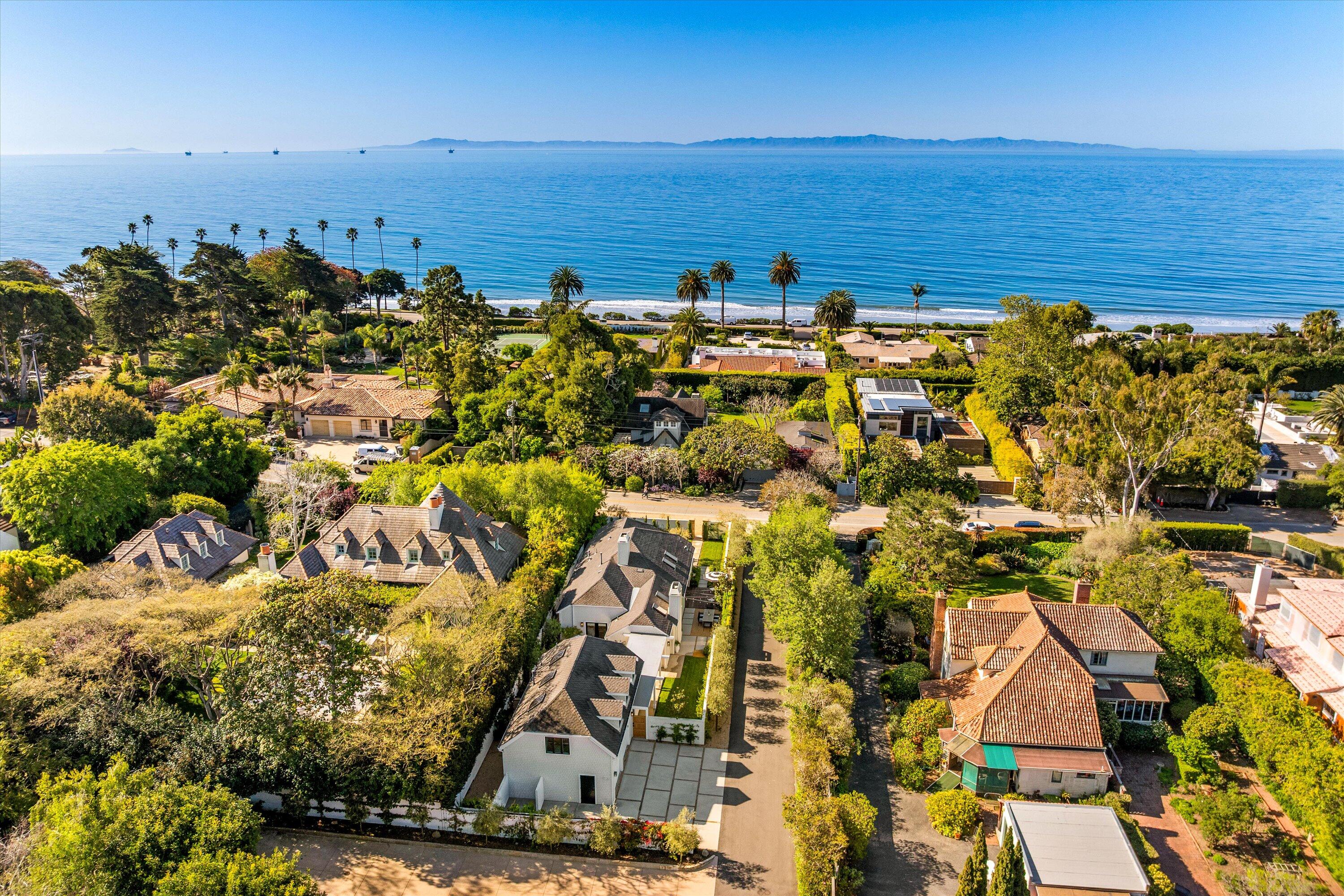 Santa Barbara, California 93108, United States, 4 Bedrooms Bedrooms, ,4 BathroomsBathrooms,Residential,Active,118095