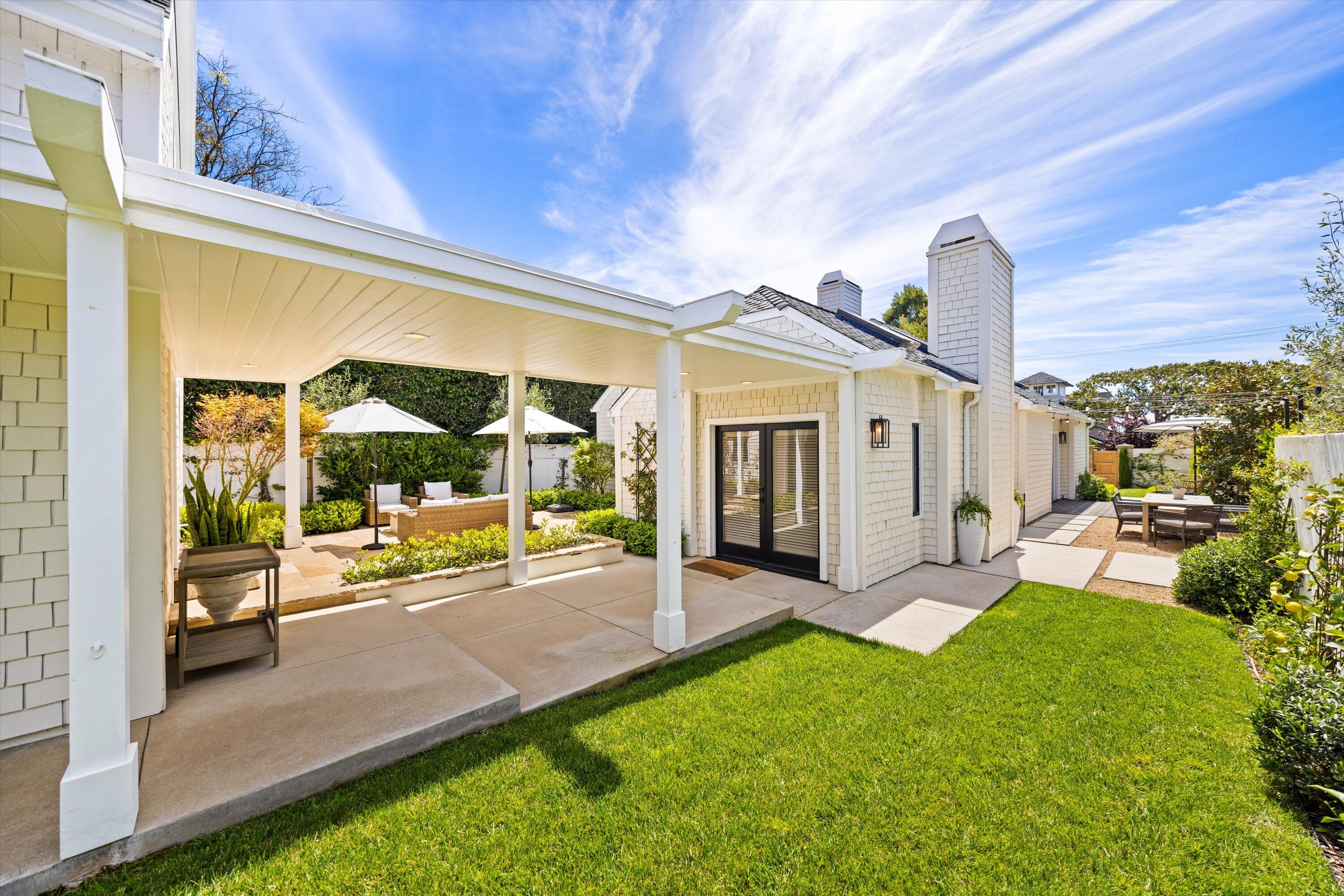 Santa Barbara, California 93108, United States, 4 Bedrooms Bedrooms, ,4 BathroomsBathrooms,Residential,Active,118095