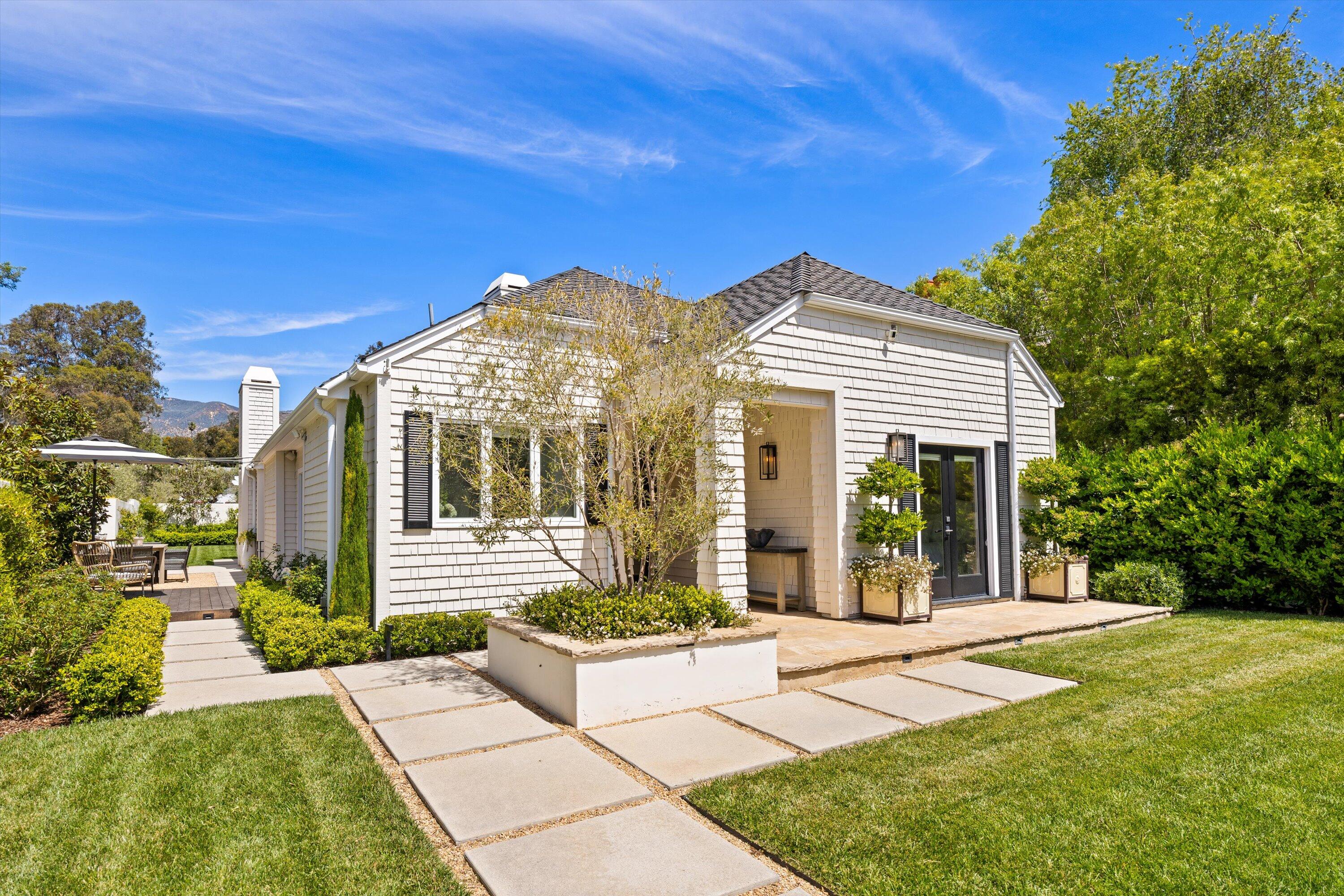 Santa Barbara, California 93108, United States, 4 Bedrooms Bedrooms, ,4 BathroomsBathrooms,Residential,Active,118095