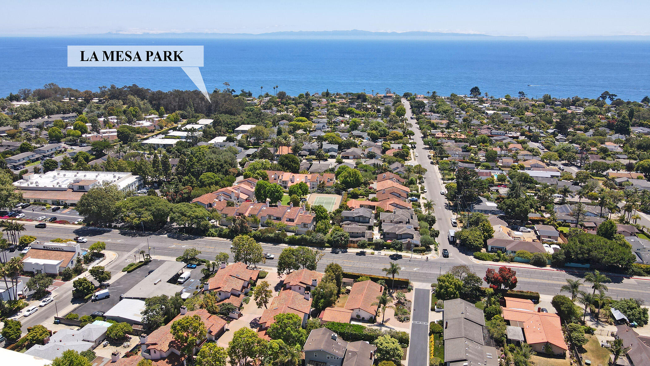 Santa Barbara, California 93105, United States, 3 Bedrooms Bedrooms, ,2 BathroomsBathrooms,Residential,Pending,183903