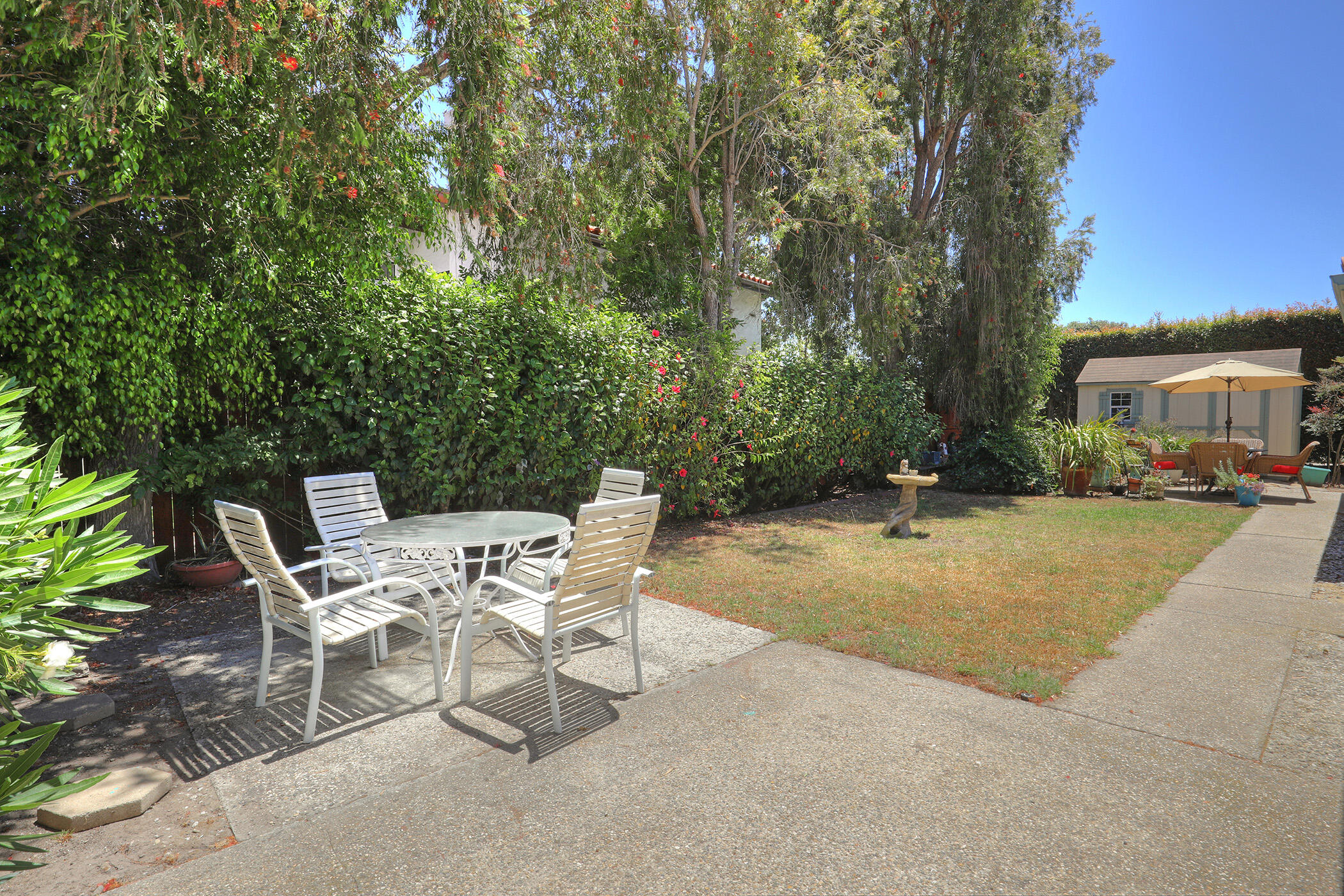 Santa Barbara, California 93105, United States, 3 Bedrooms Bedrooms, ,2 BathroomsBathrooms,Residential,Pending,183903