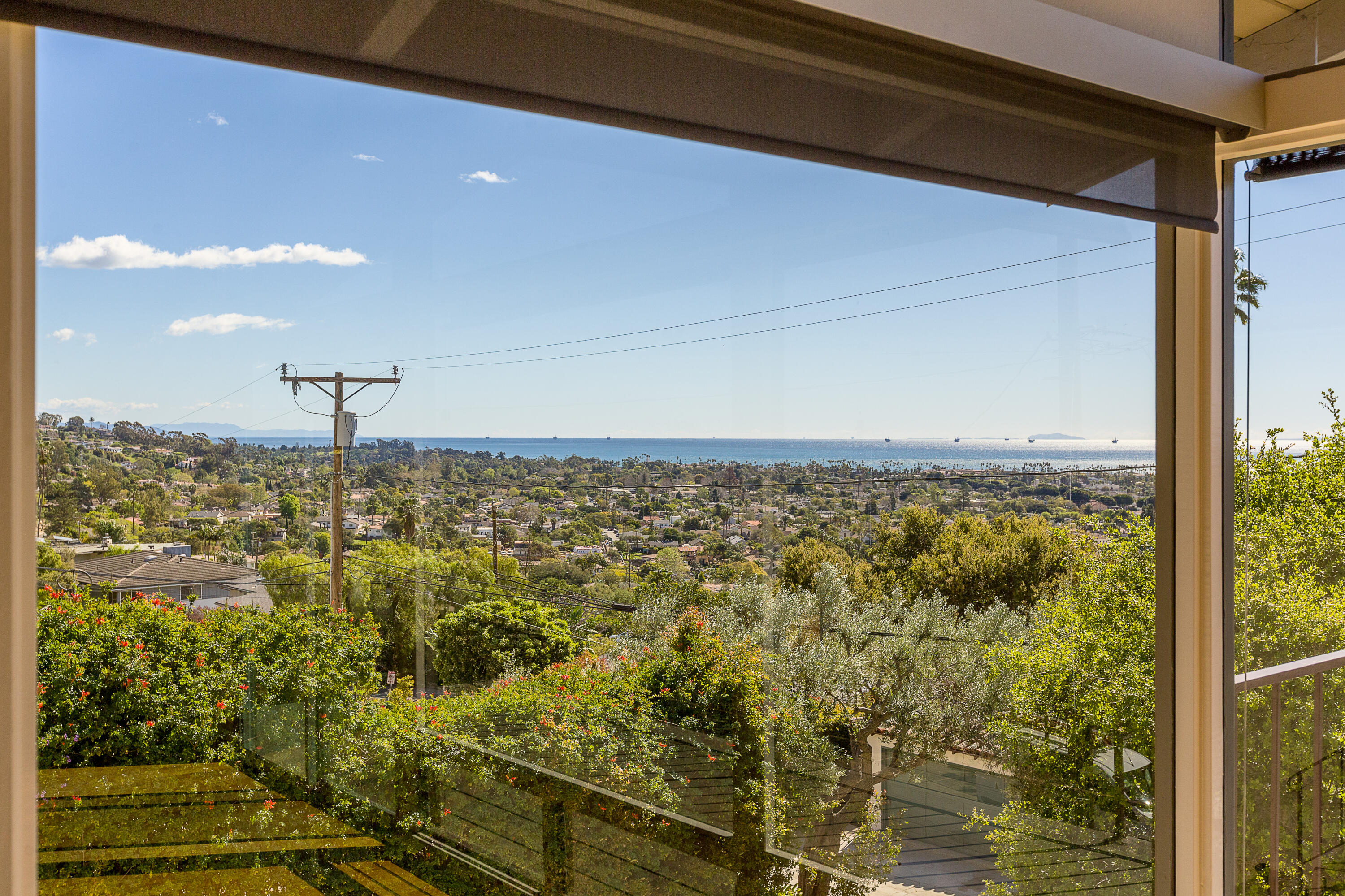 Santa Barbara, California 93103, United States, 3 Bedrooms Bedrooms, ,2 BathroomsBathrooms,Residential,Active,136279