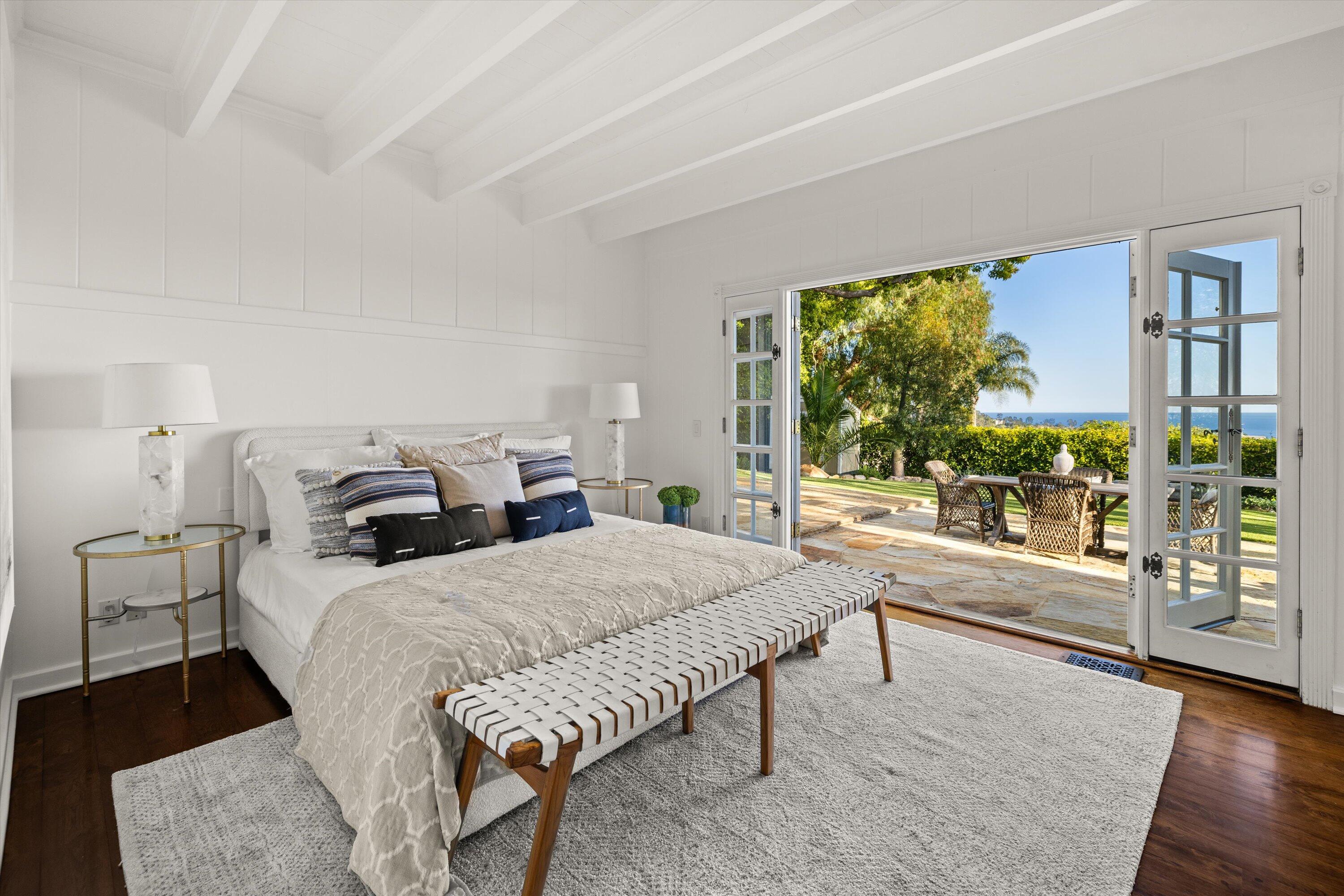 Santa Barbara, California 93105, United States, 3 Bedrooms Bedrooms, ,3 BathroomsBathrooms,Residential,Active,96228